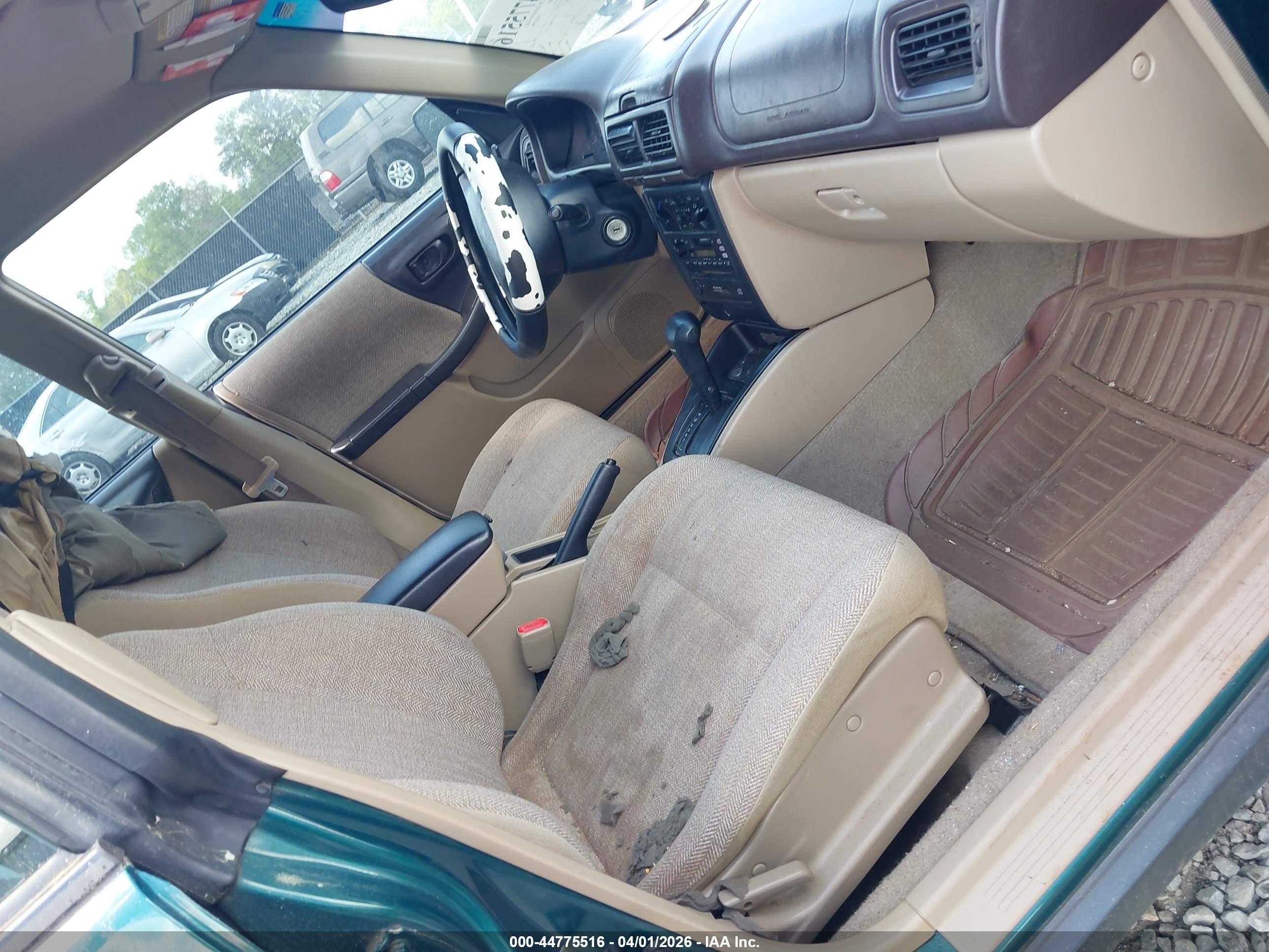 SUBARU FORESTER image 5