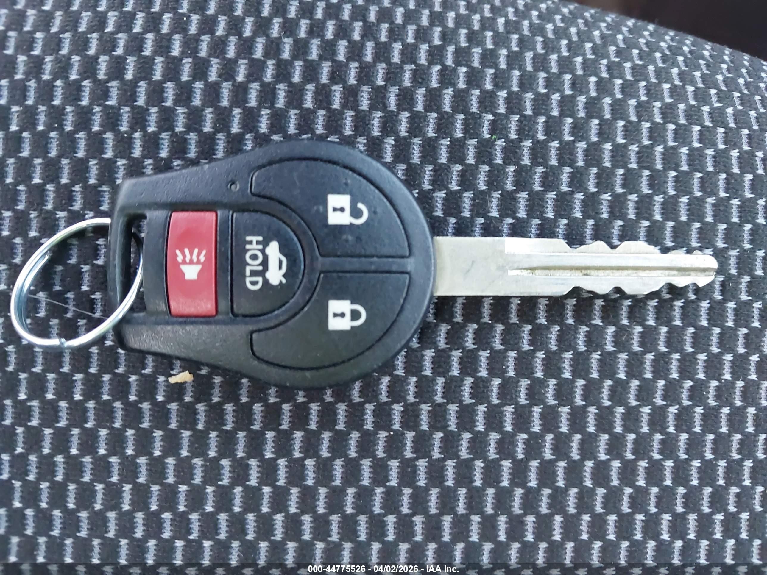 NISSAN VERSA image 11