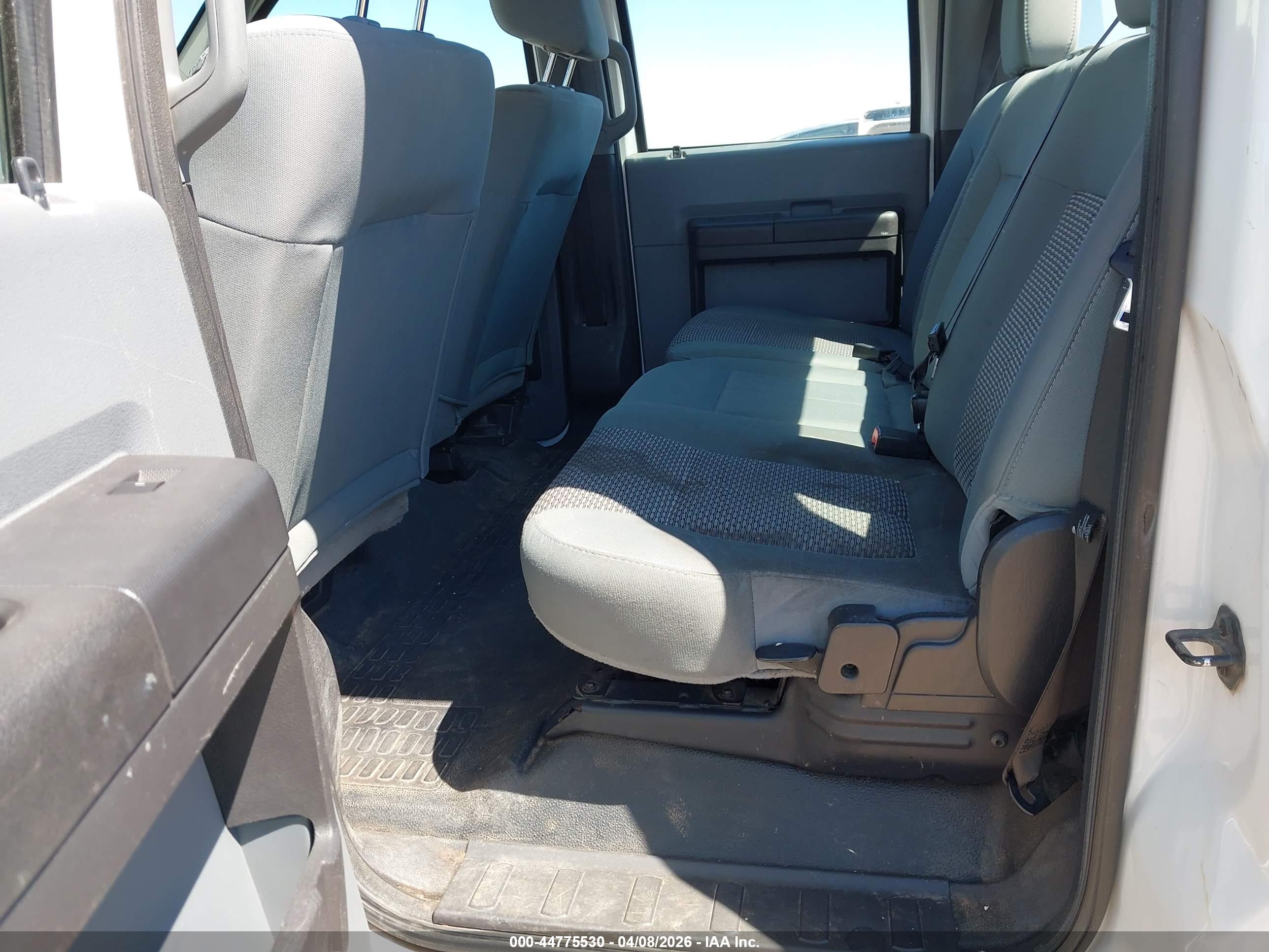 FORD F-350 image 8