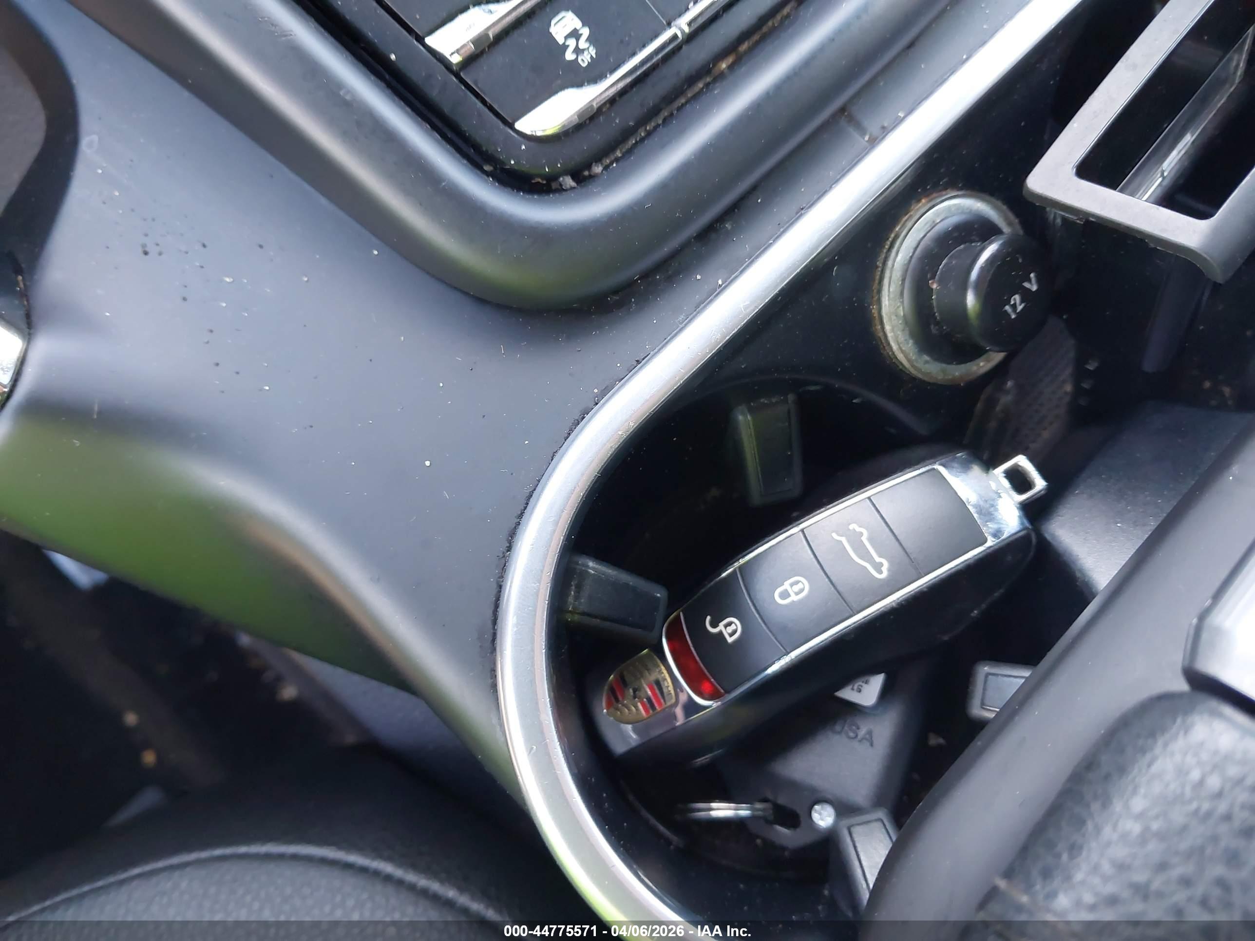 PORSCHE CAYENNE image 11