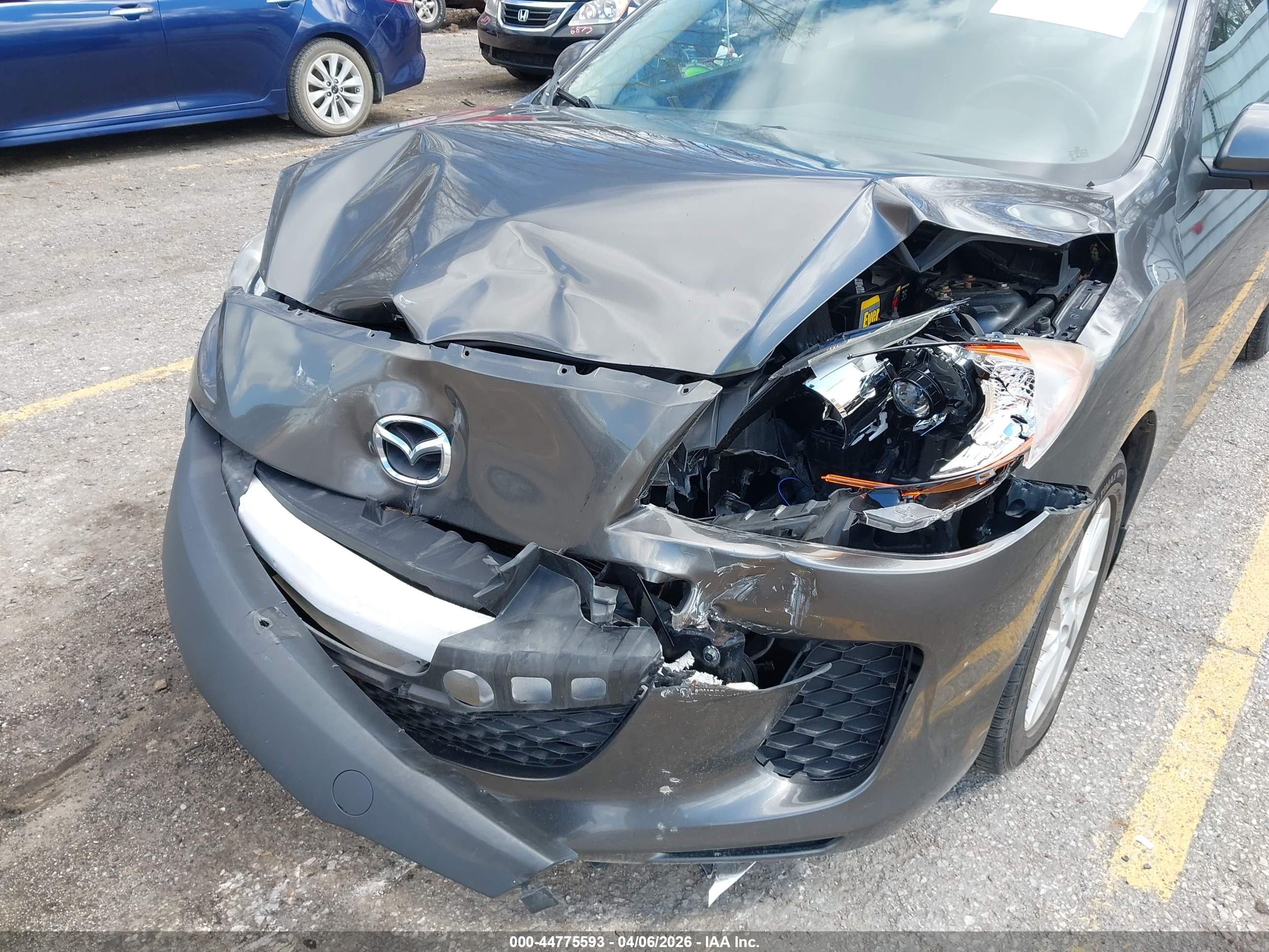 MAZDA MAZDA3 image 6