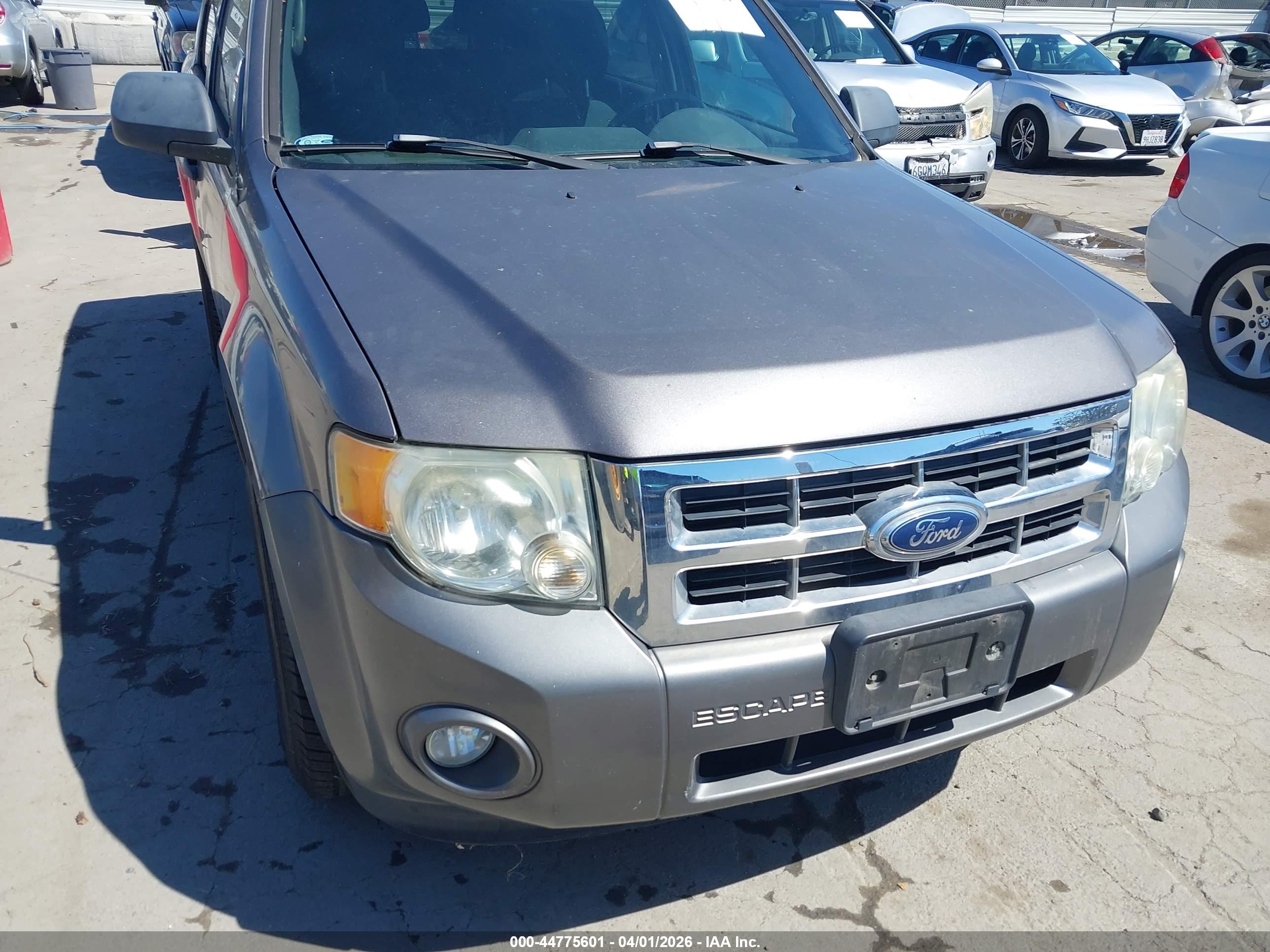 FORD ESCAPE image 6