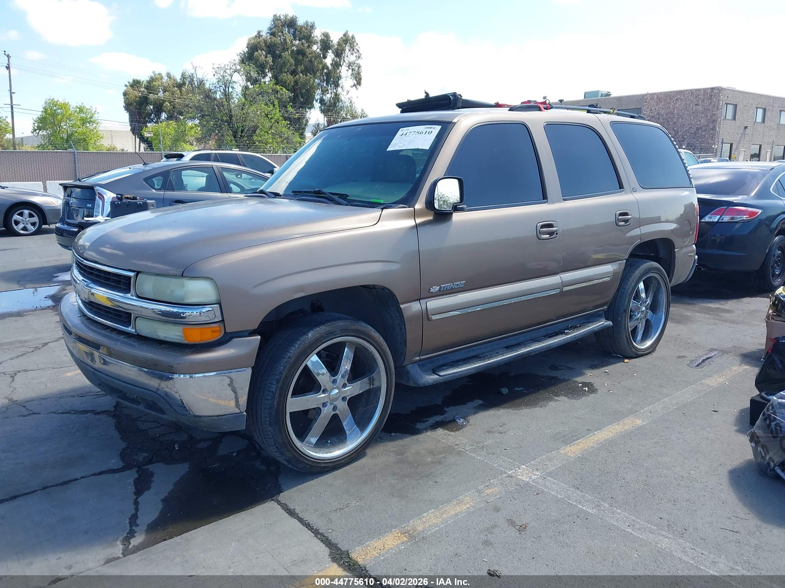 CHEVROLET TAHOE image 2
