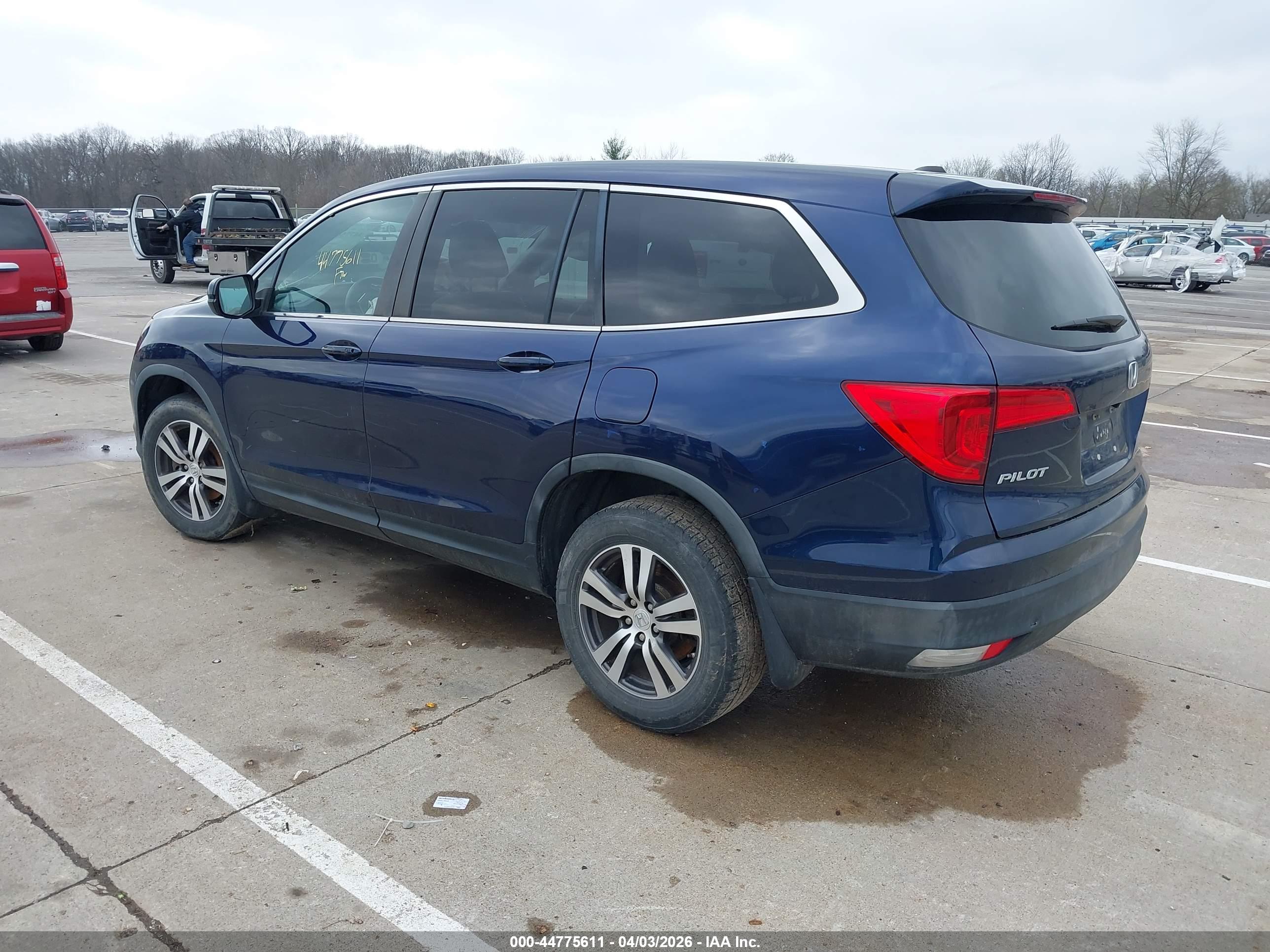 HONDA PILOT image 3