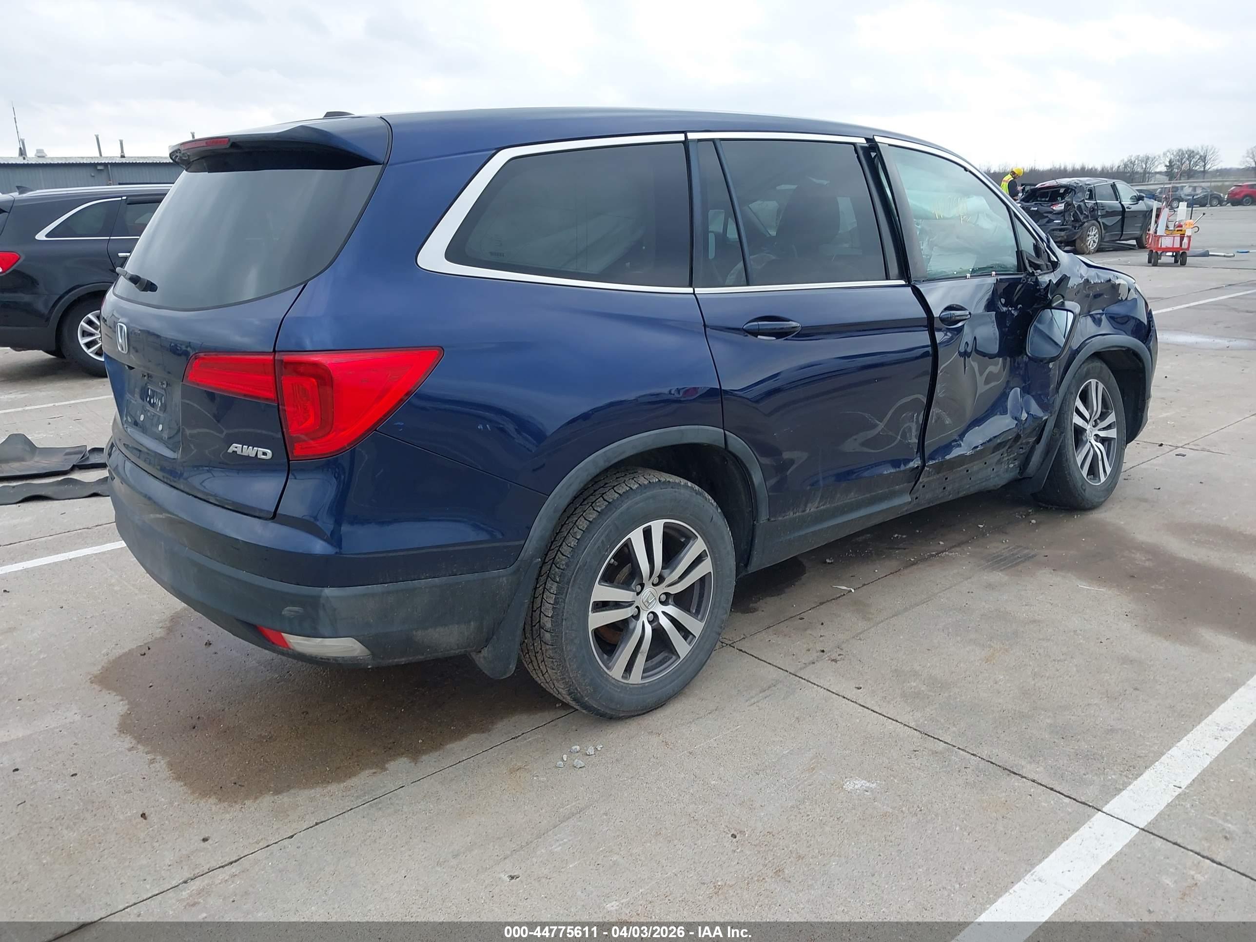 HONDA PILOT image 4