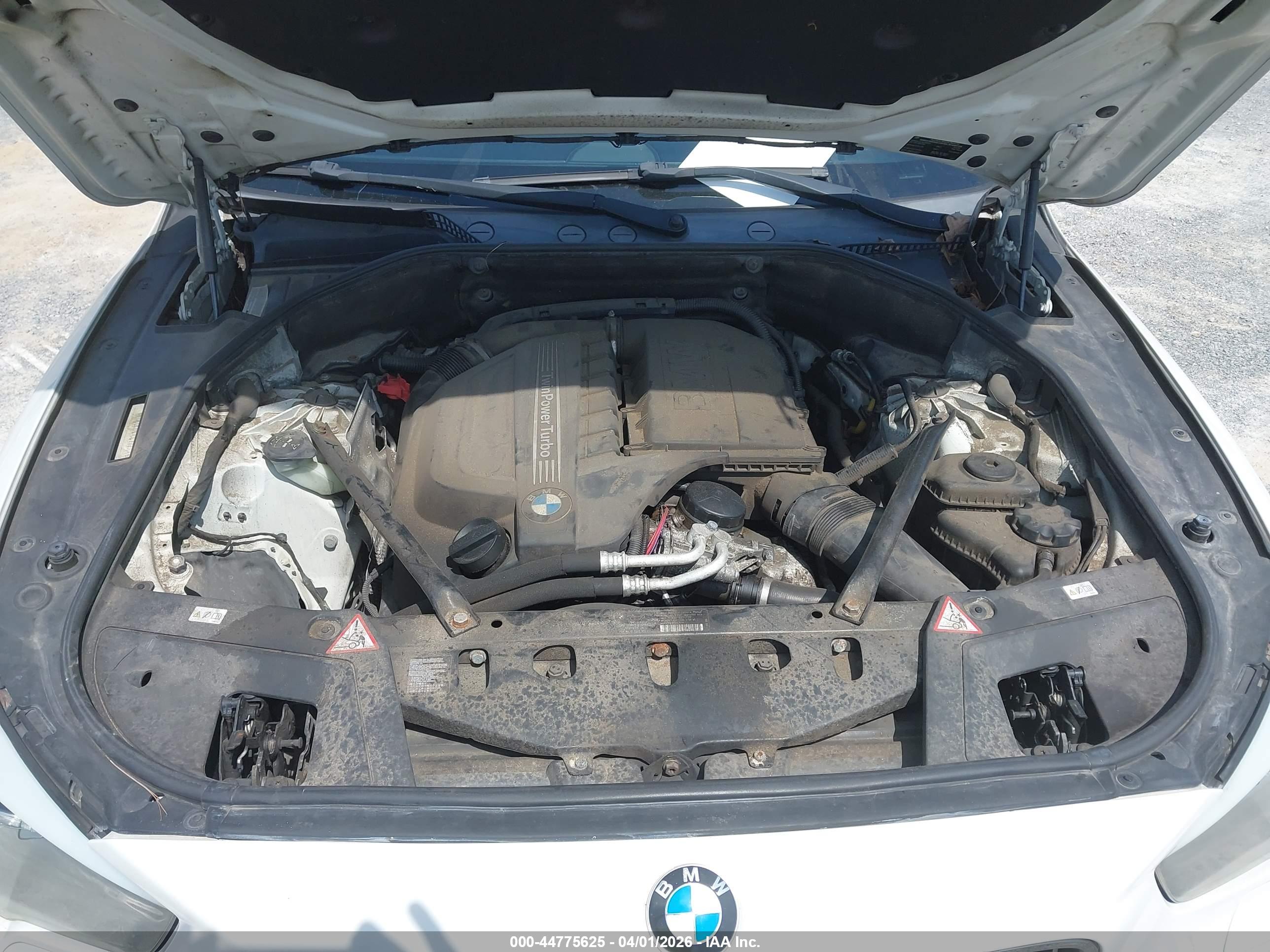 BMW 535I image 10