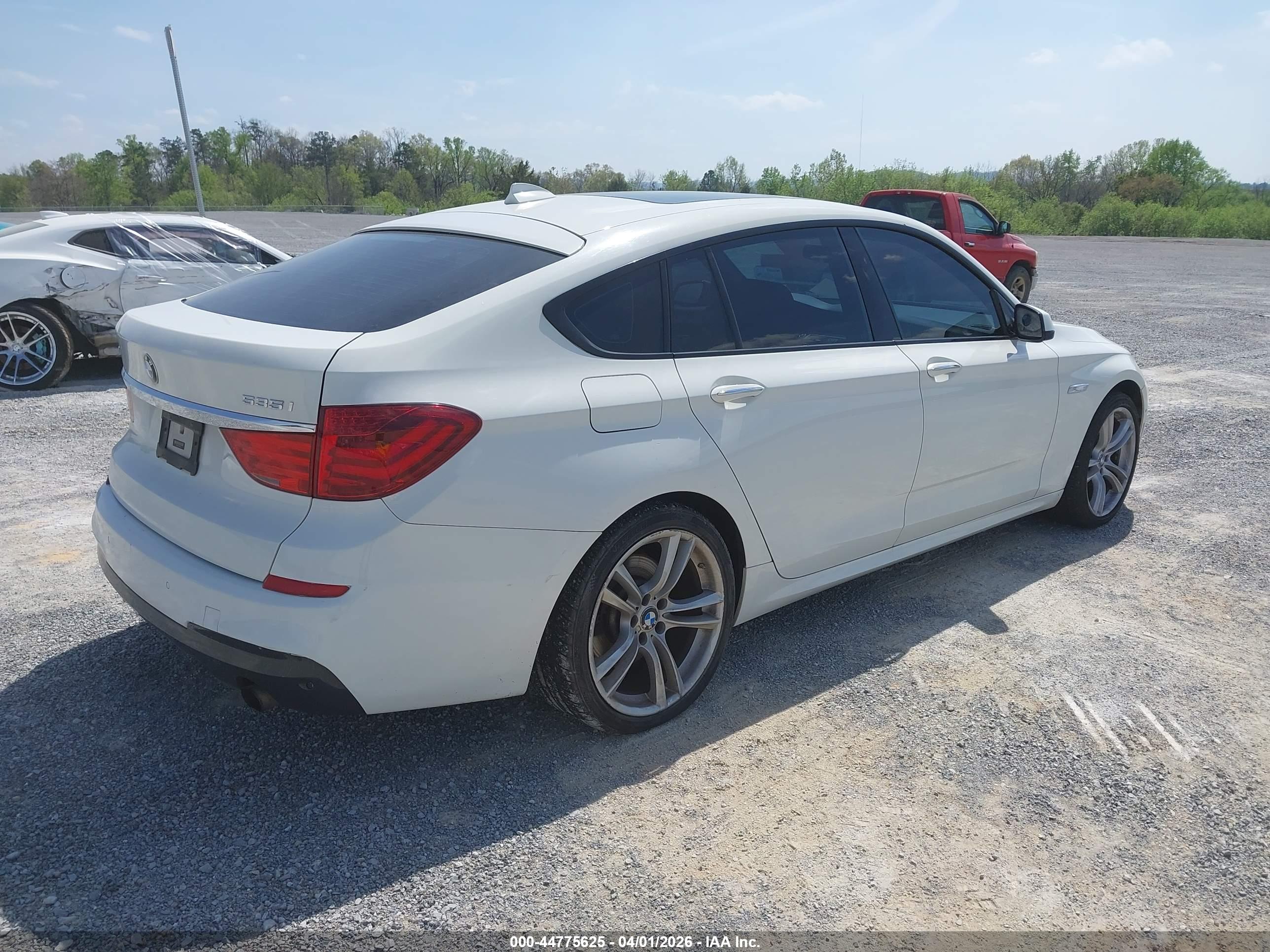 BMW 535I image 4