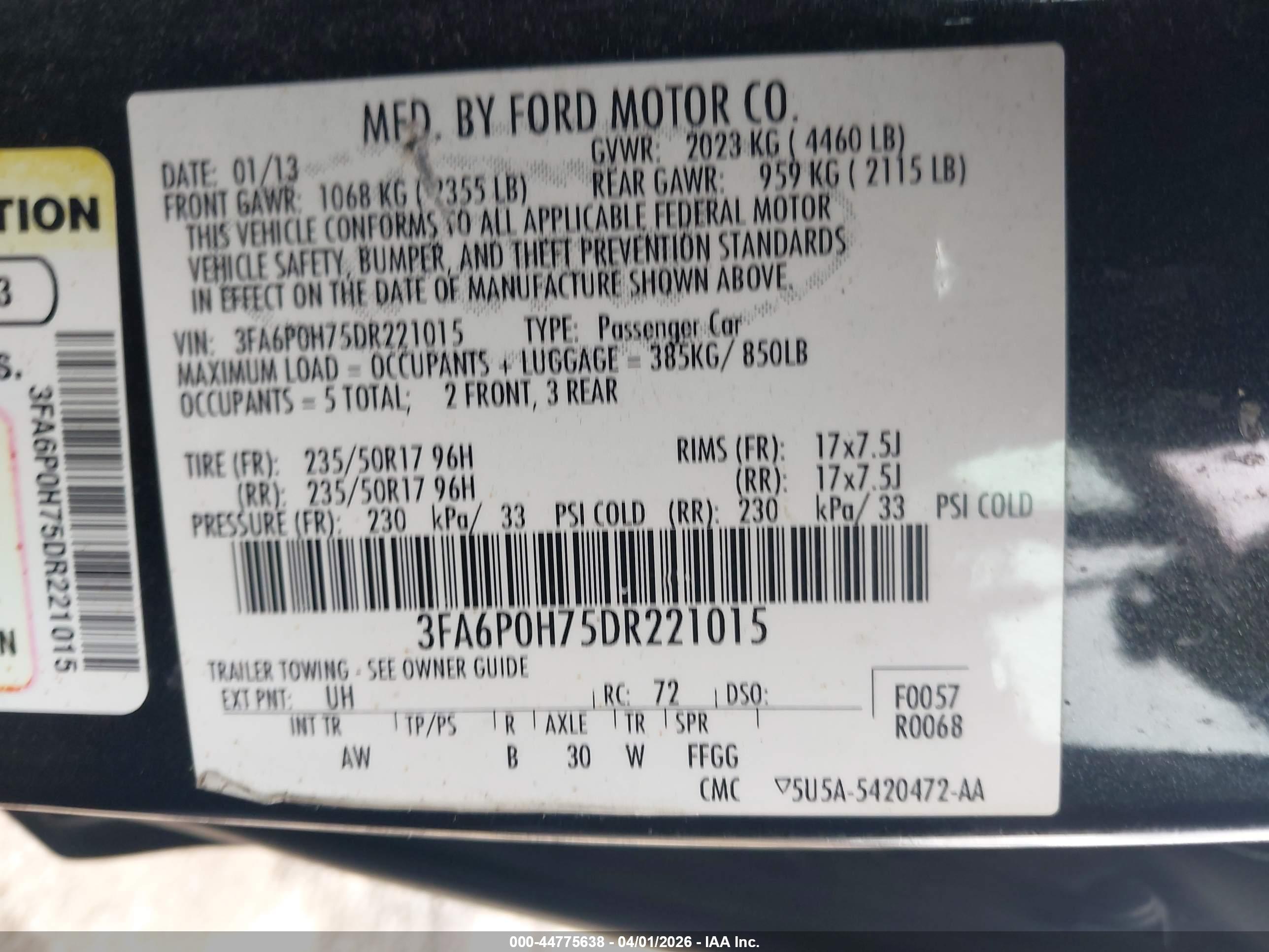 FORD FUSION image 9
