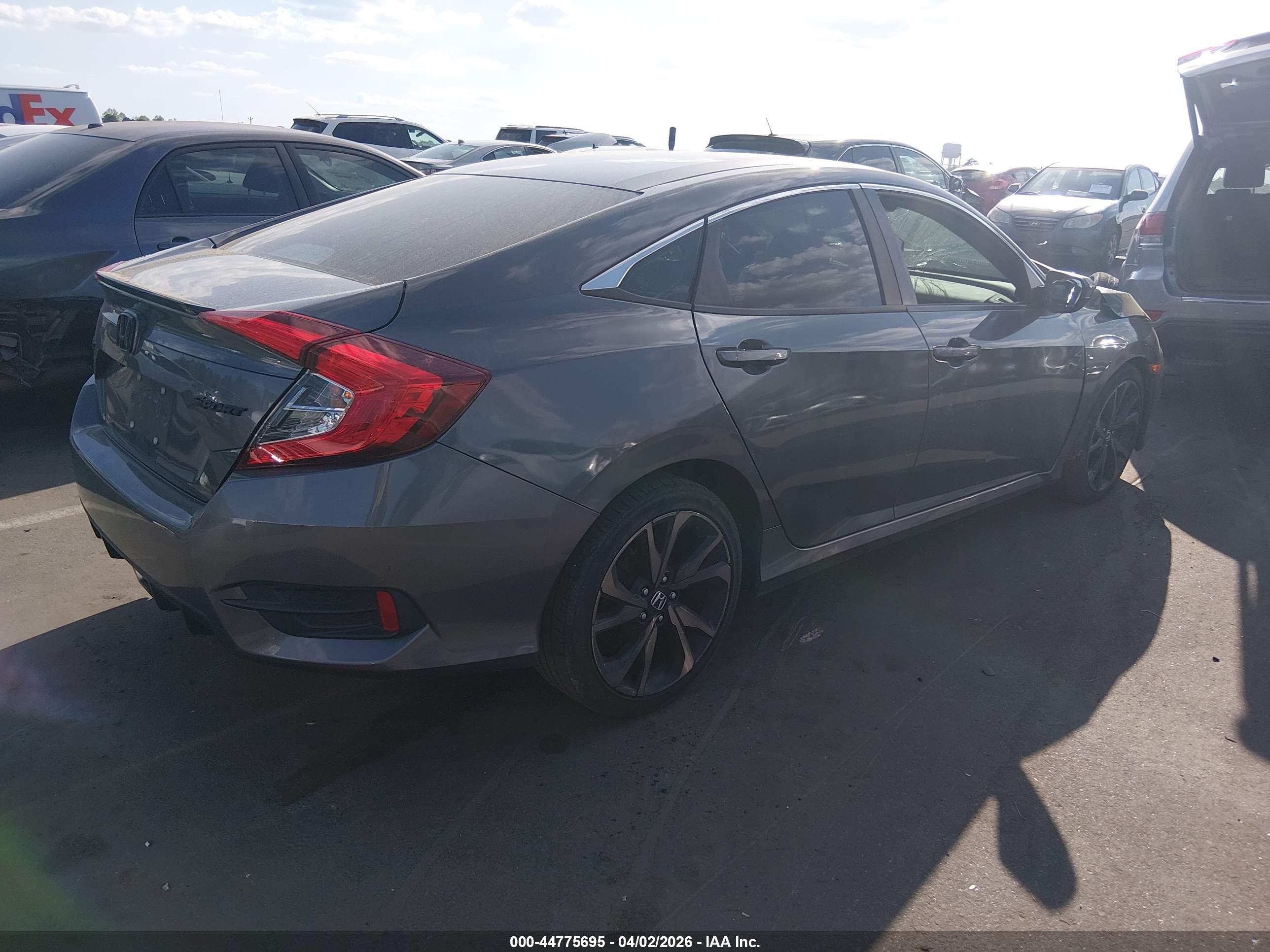 HONDA CIVIC image 4