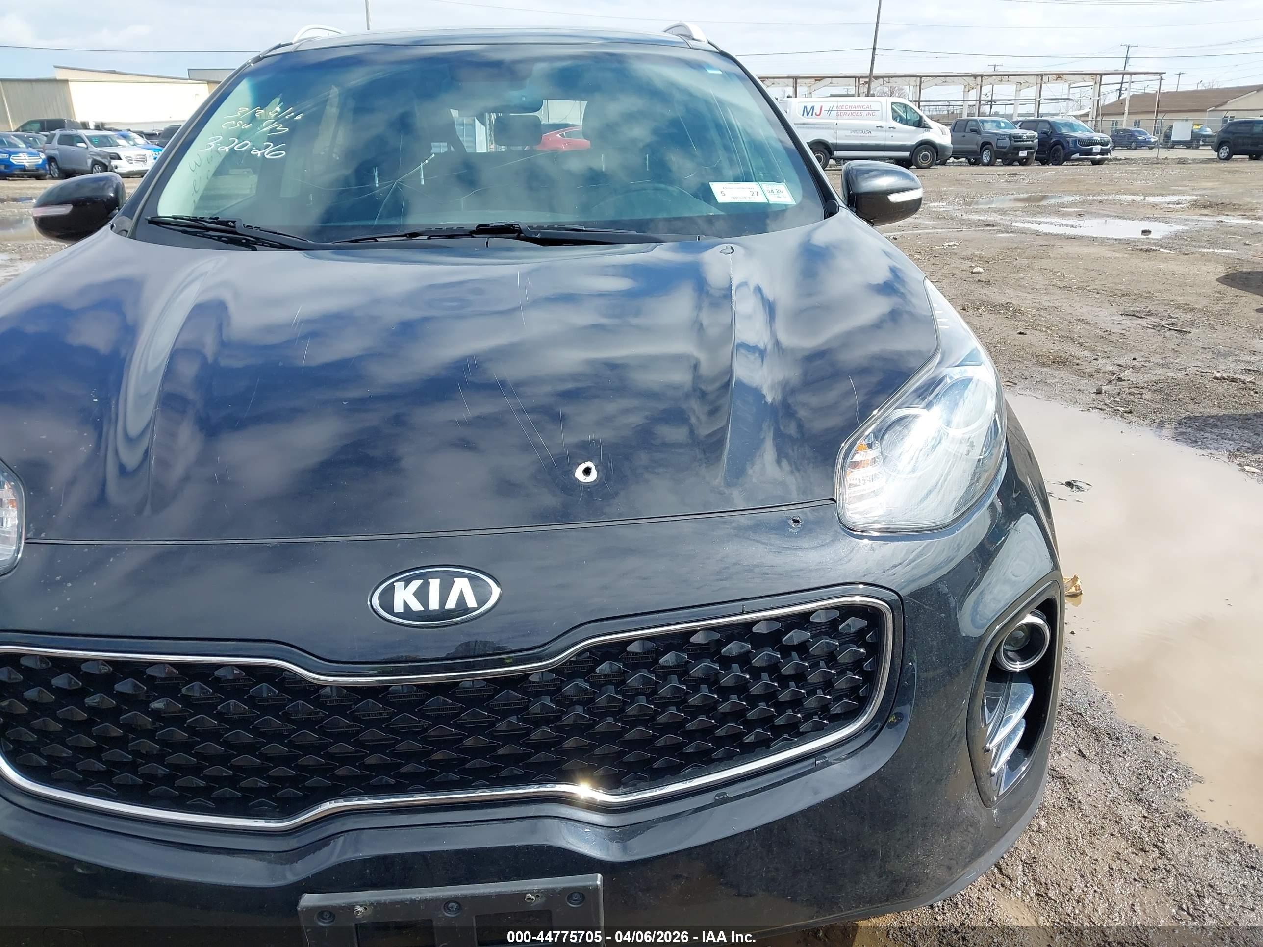 KIA SPORTAGE image 6