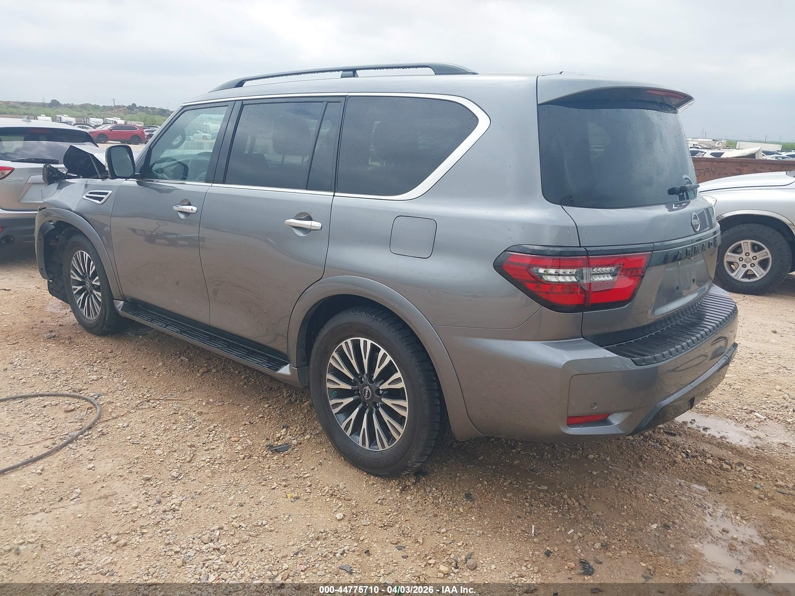 NISSAN ARMADA image 3