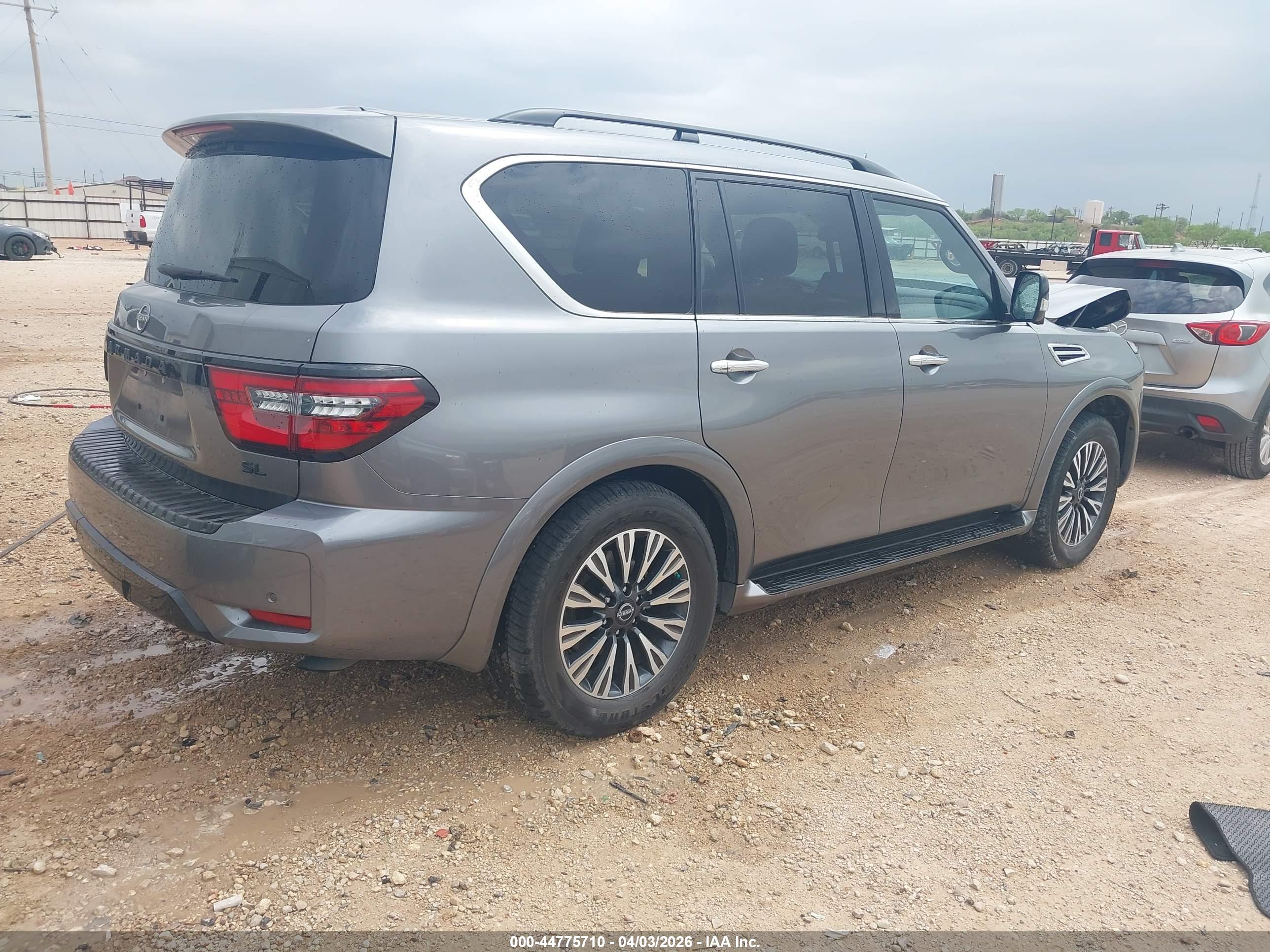 NISSAN ARMADA image 4