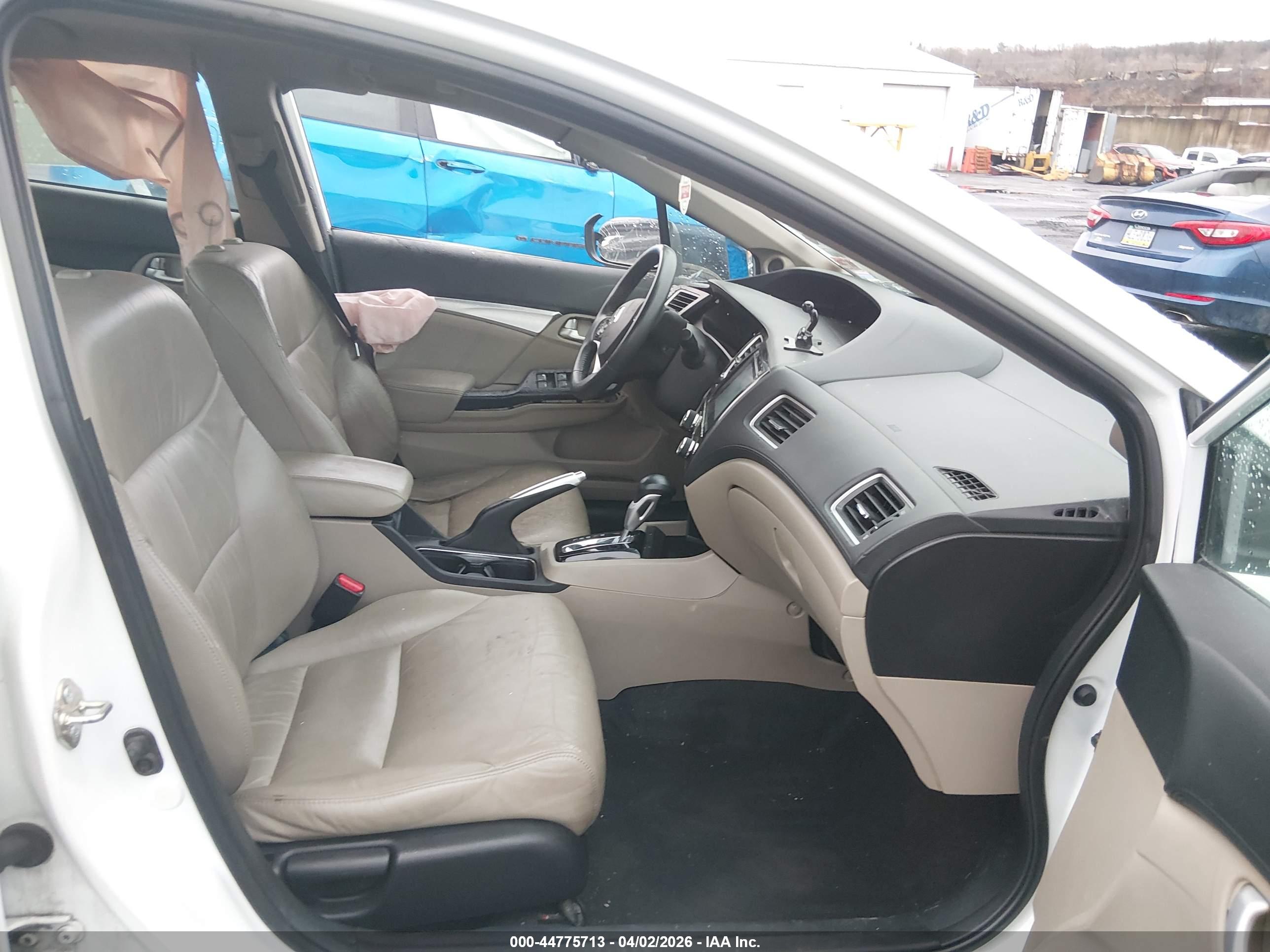HONDA CIVIC image 5
