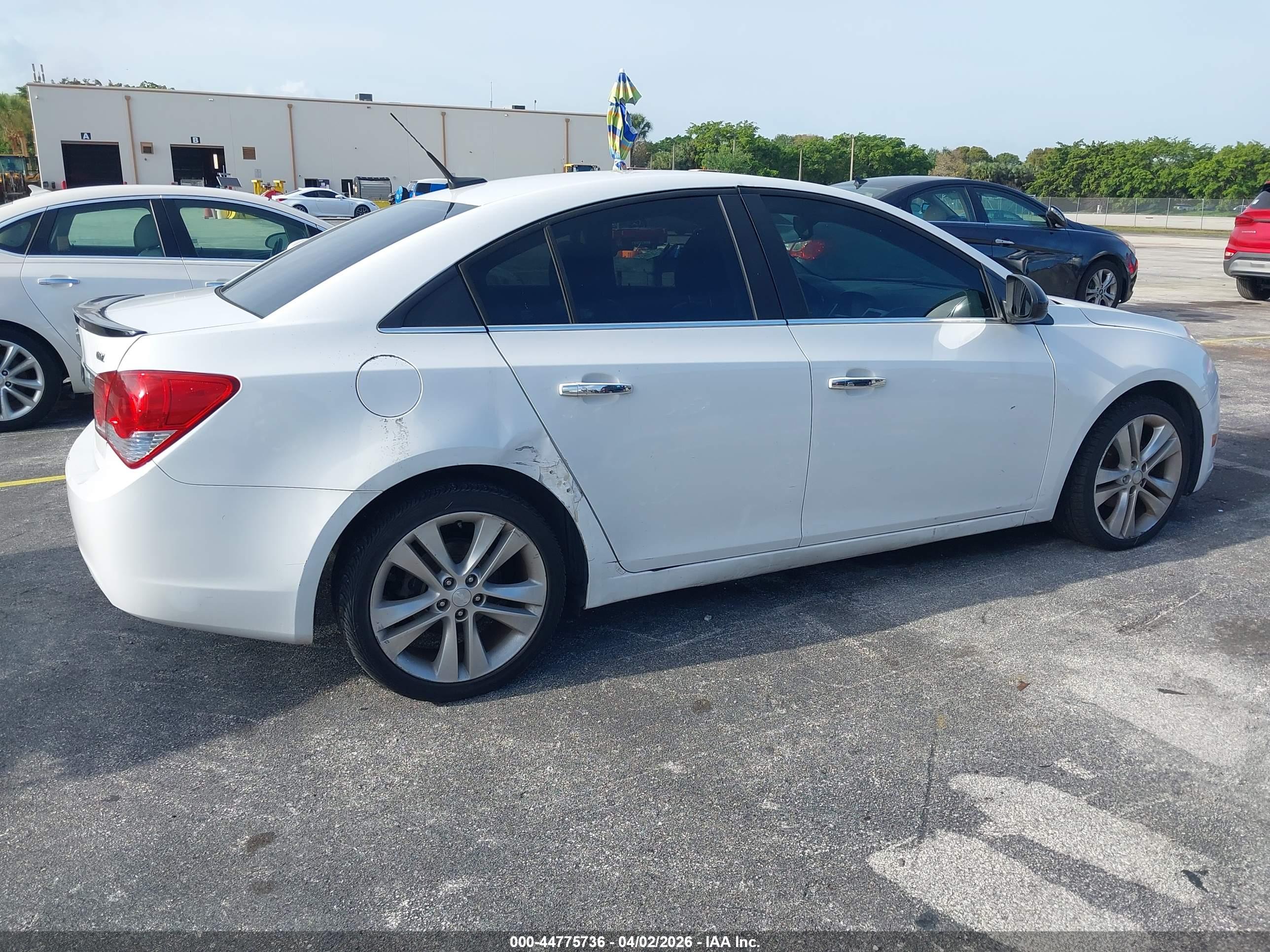 CHEVROLET CRUZE image 6