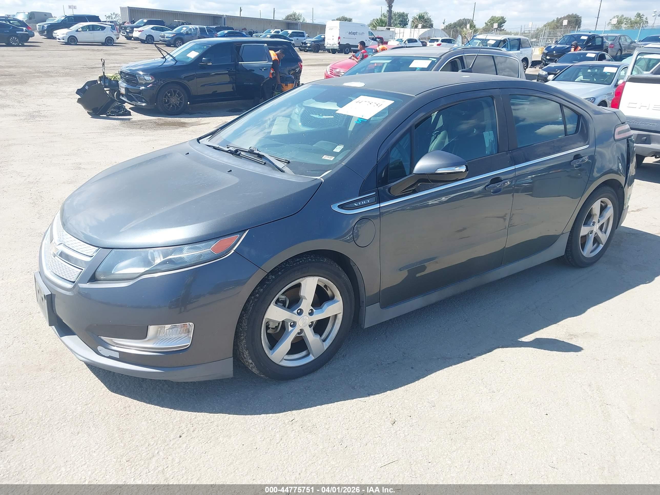 CHEVROLET VOLT image 2