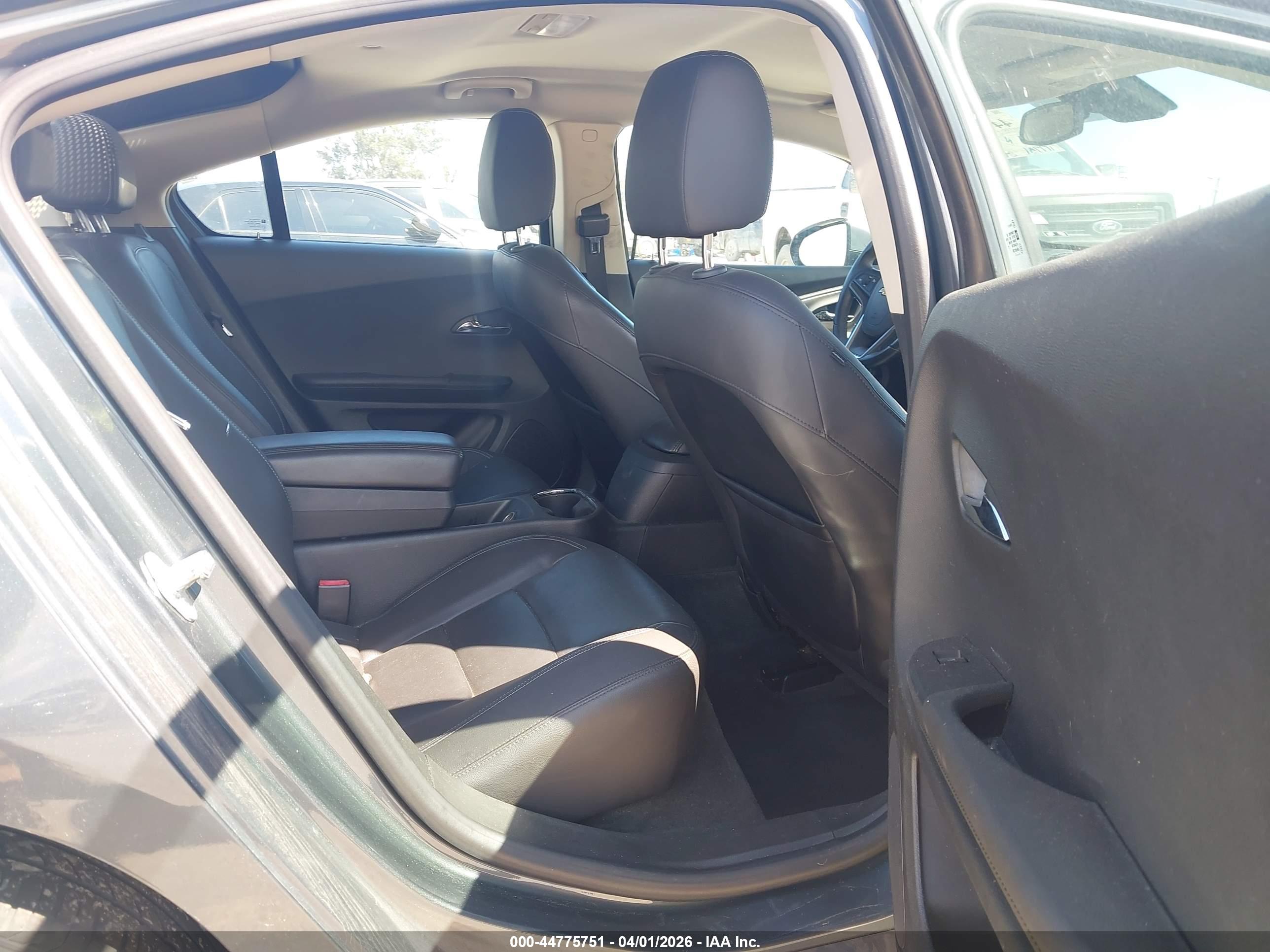 CHEVROLET VOLT image 8
