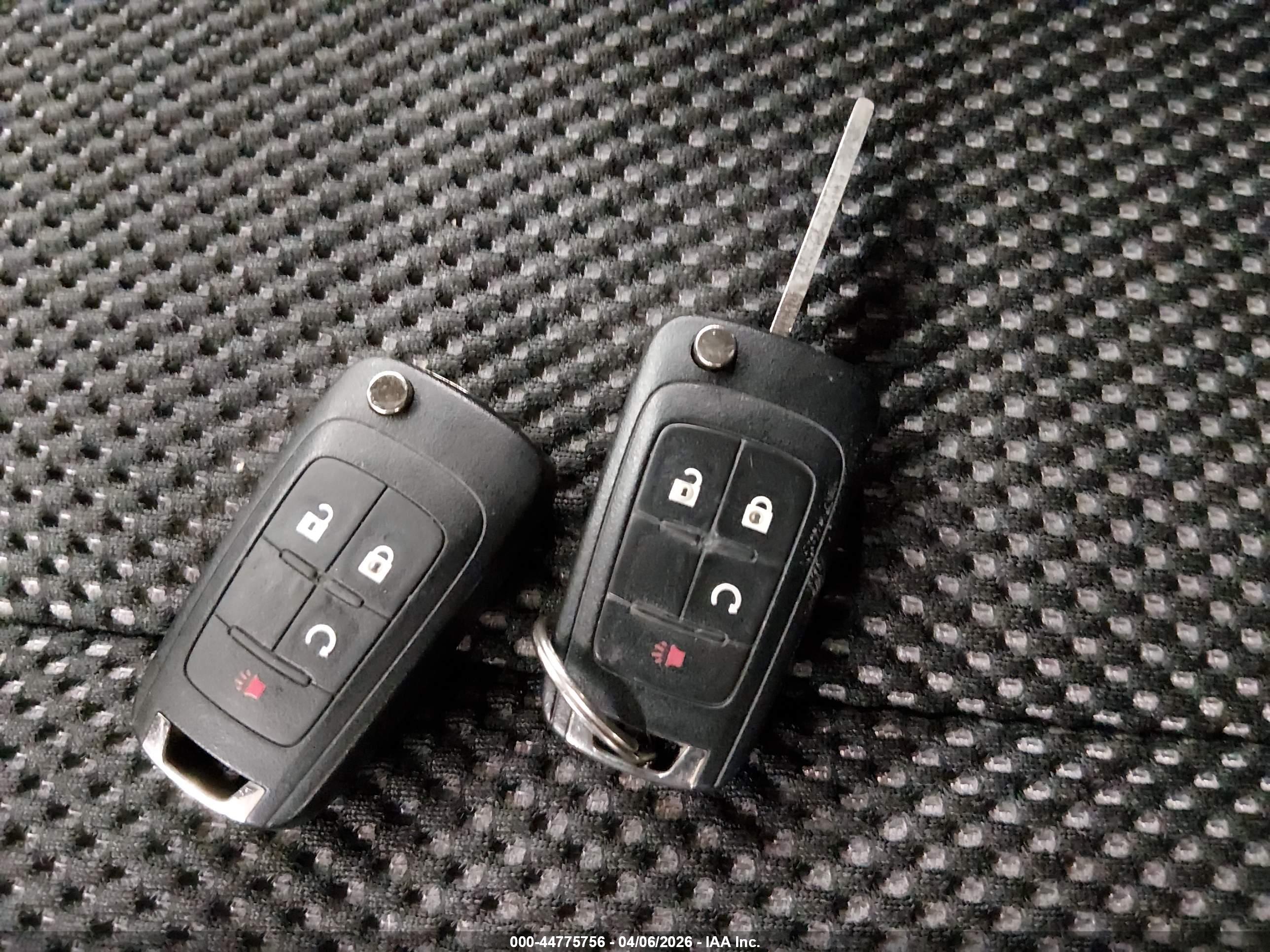 GMC TERRAIN image 11