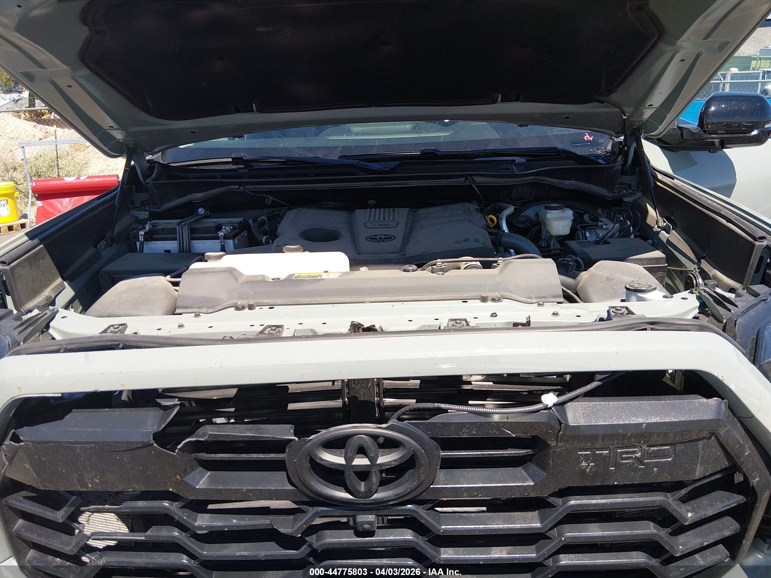 TOYOTA TUNDRA image 10
