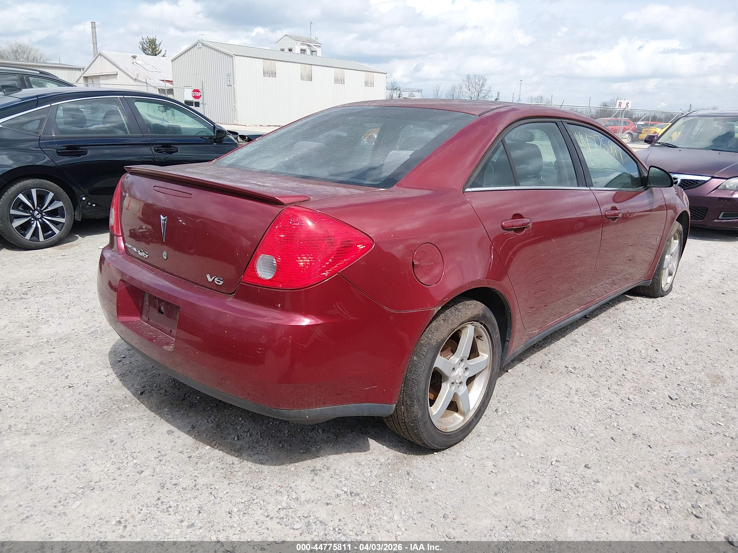 PONTIAC G6 image 4