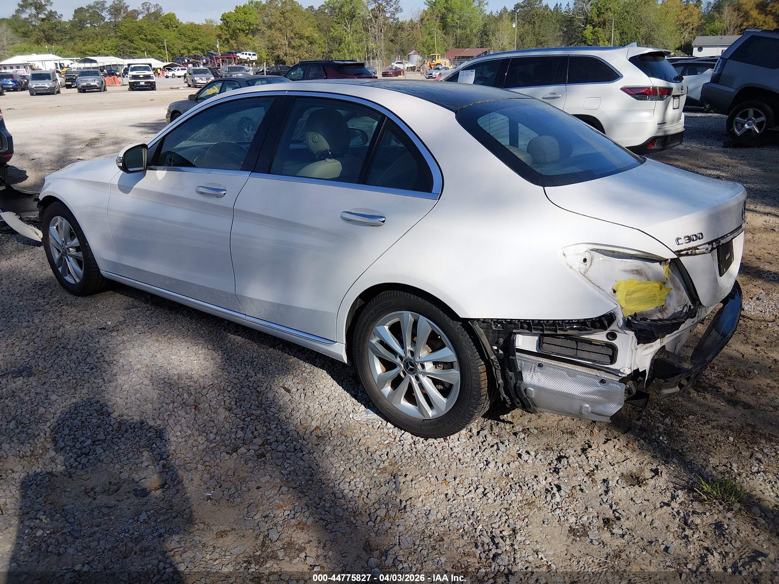 MERCEDES-BENZ C image 3