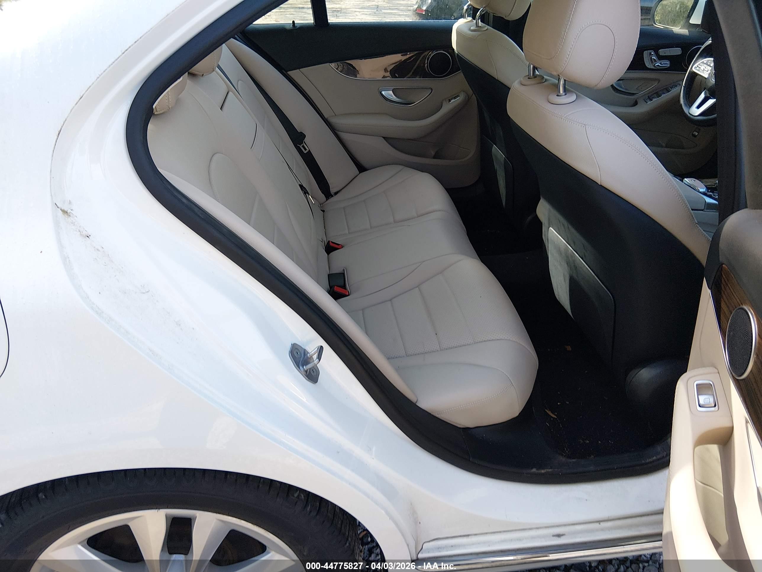 MERCEDES-BENZ C image 8