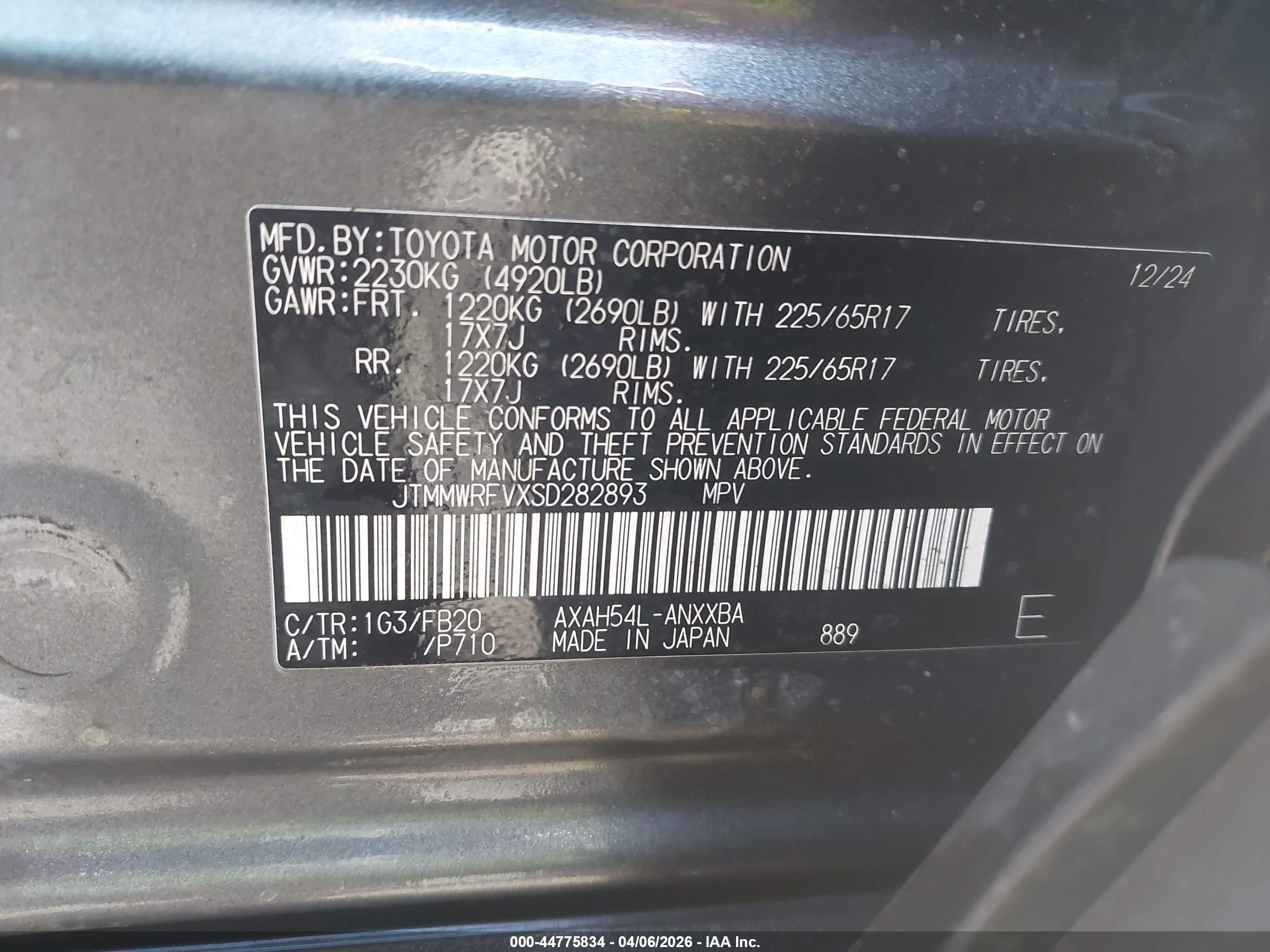 TOYOTA RAV4 image 9