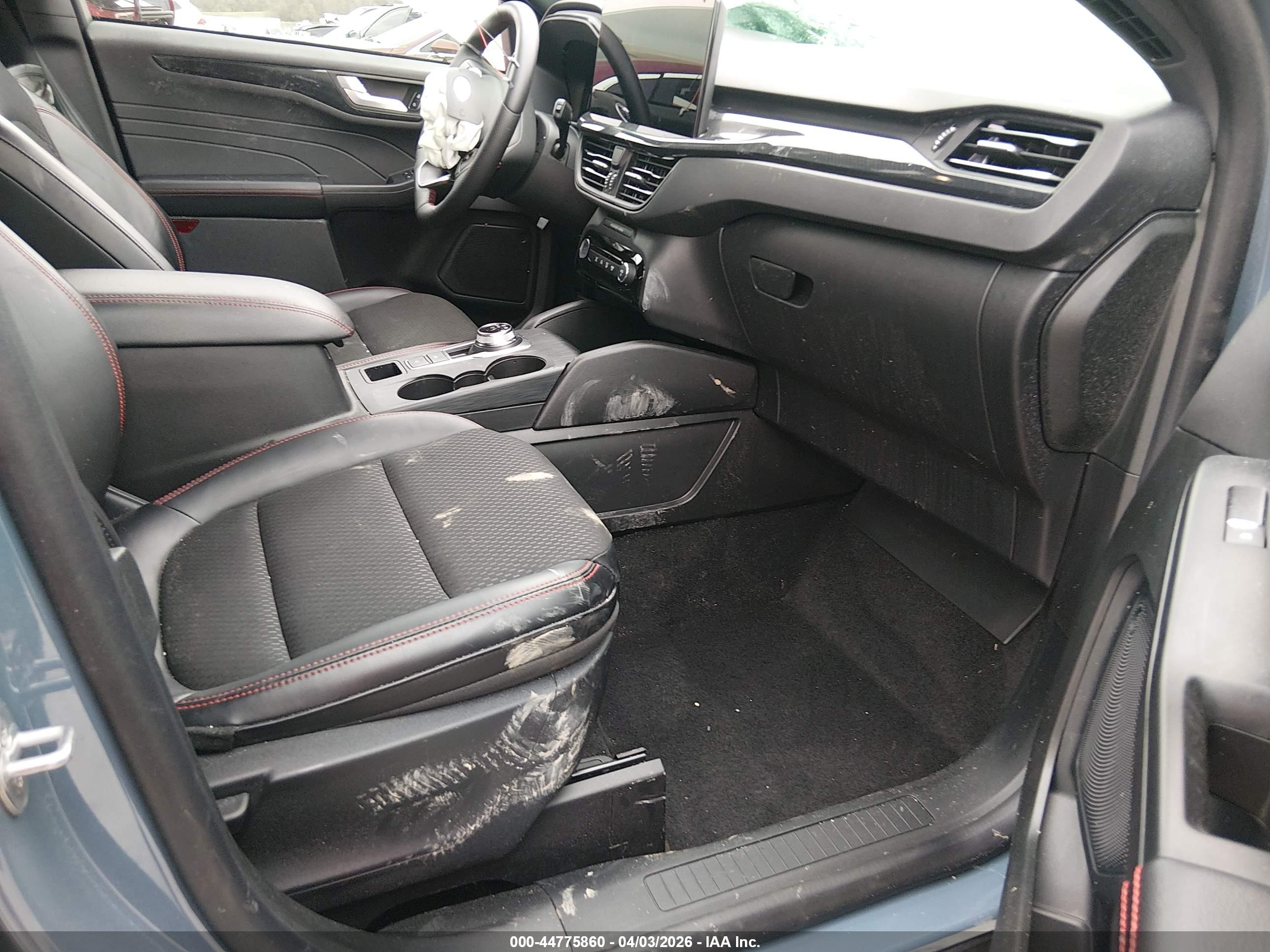 FORD ESCAPE image 5