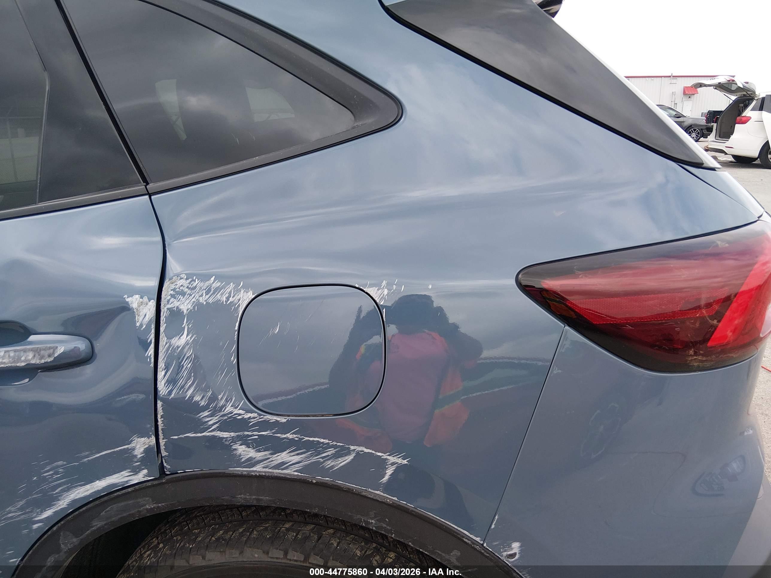 FORD ESCAPE image 6