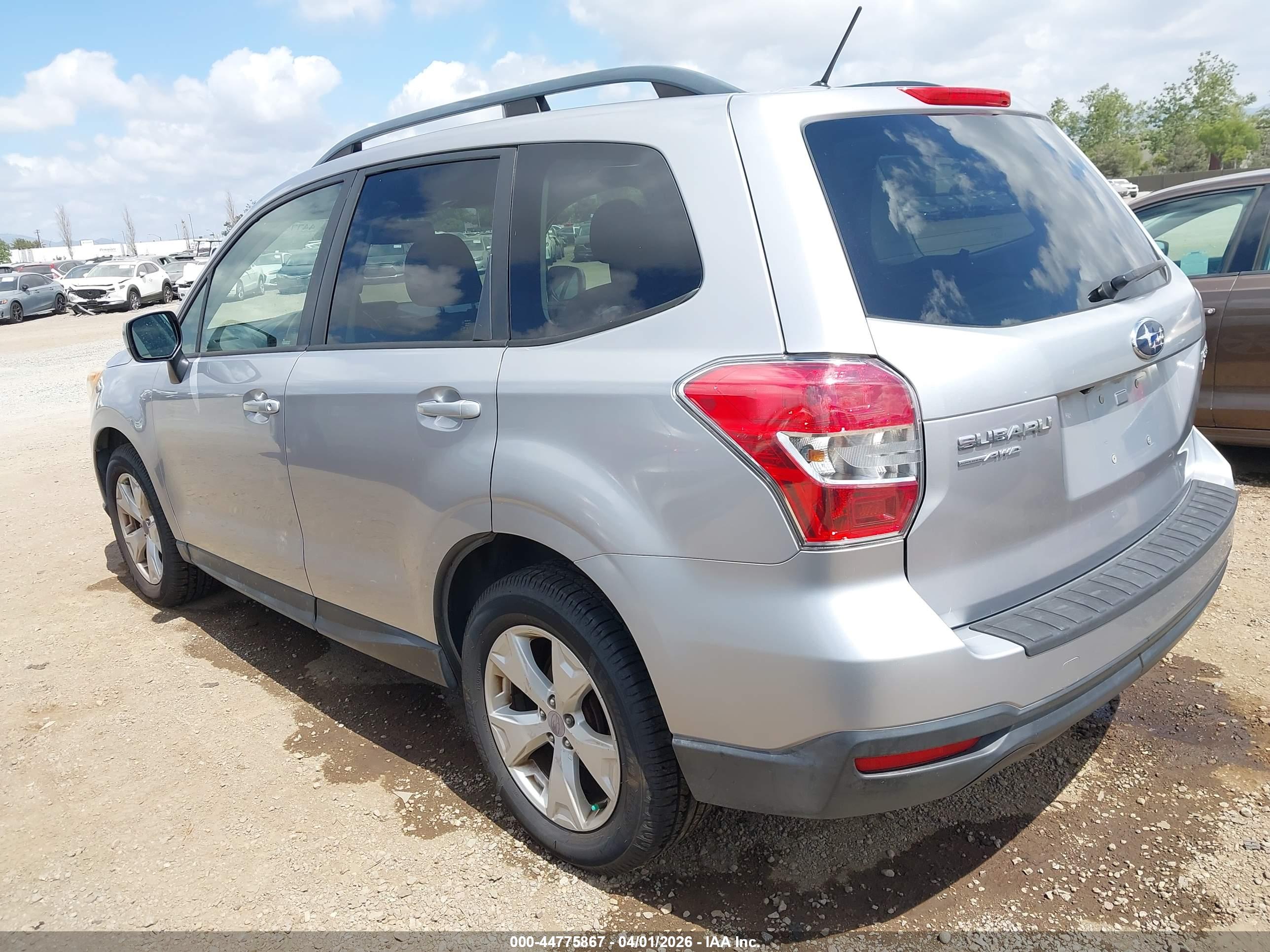 SUBARU FORESTER image 3