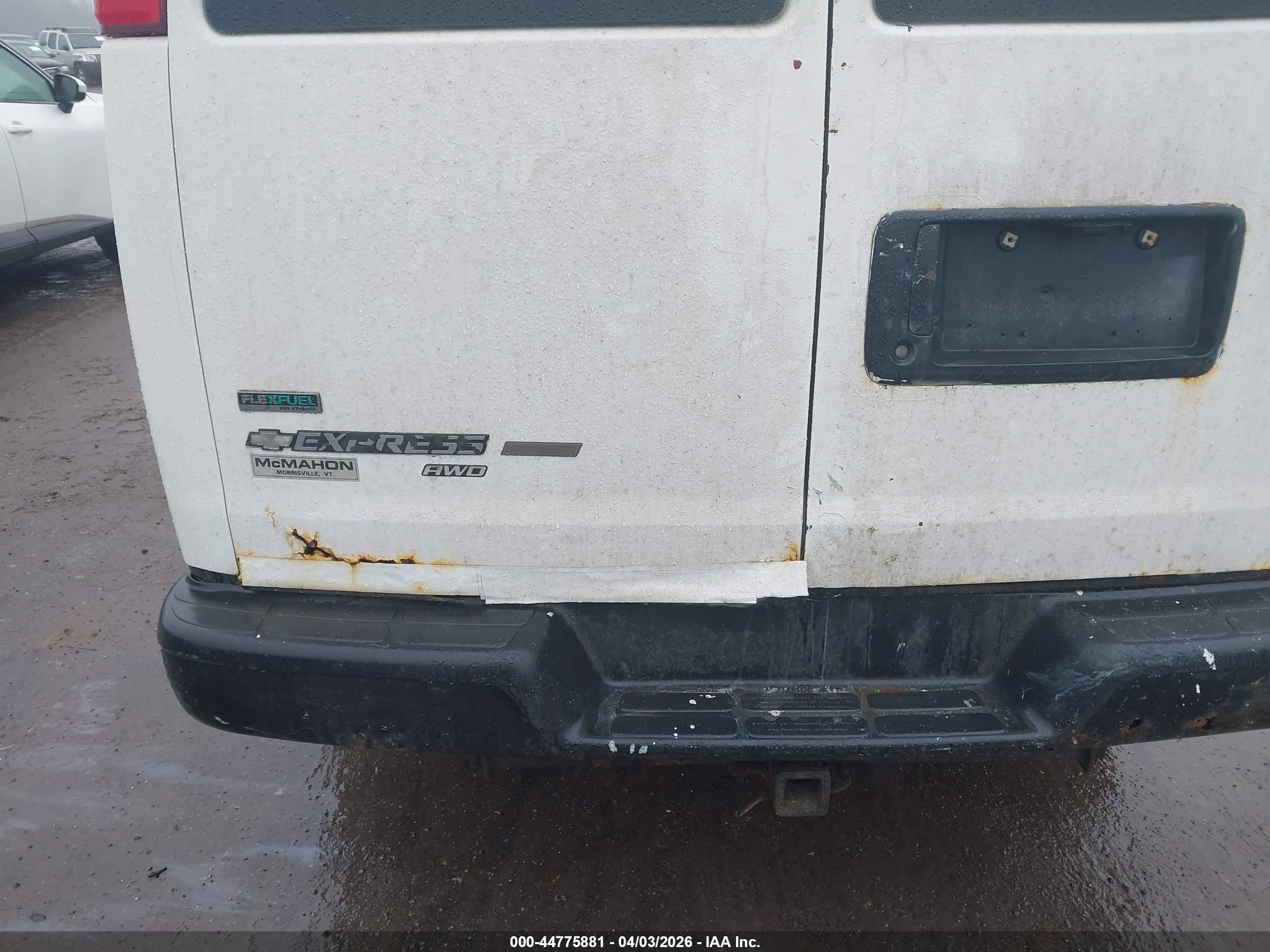 CHEVROLET EXPRESS image 6