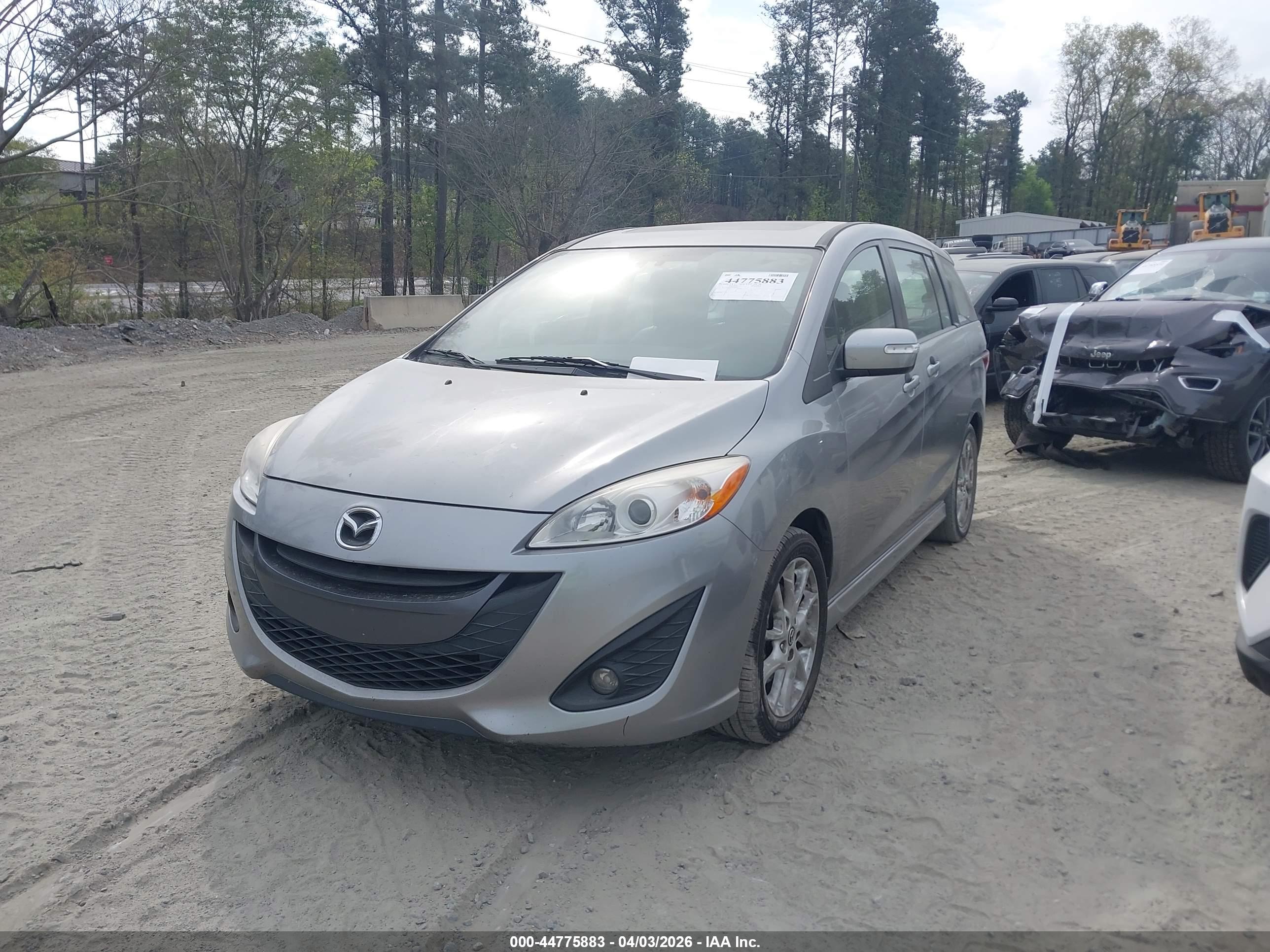 MAZDA MAZDA5 image 2