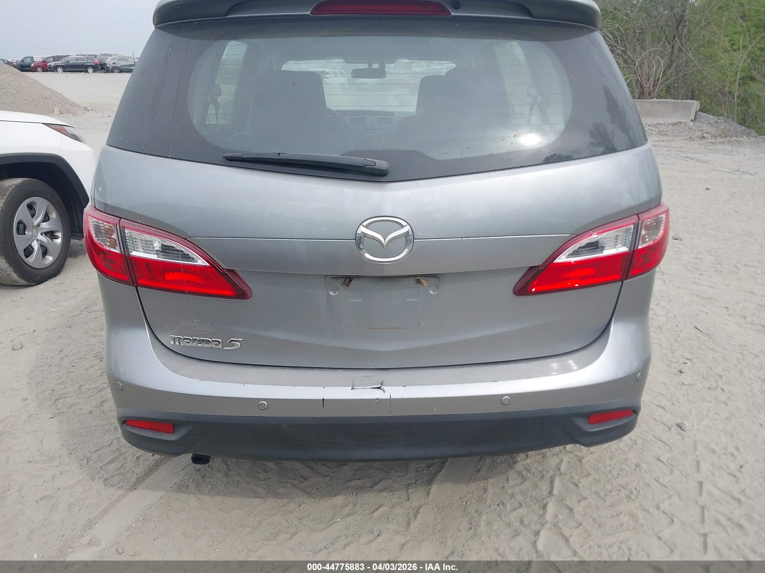 MAZDA MAZDA5 image 6