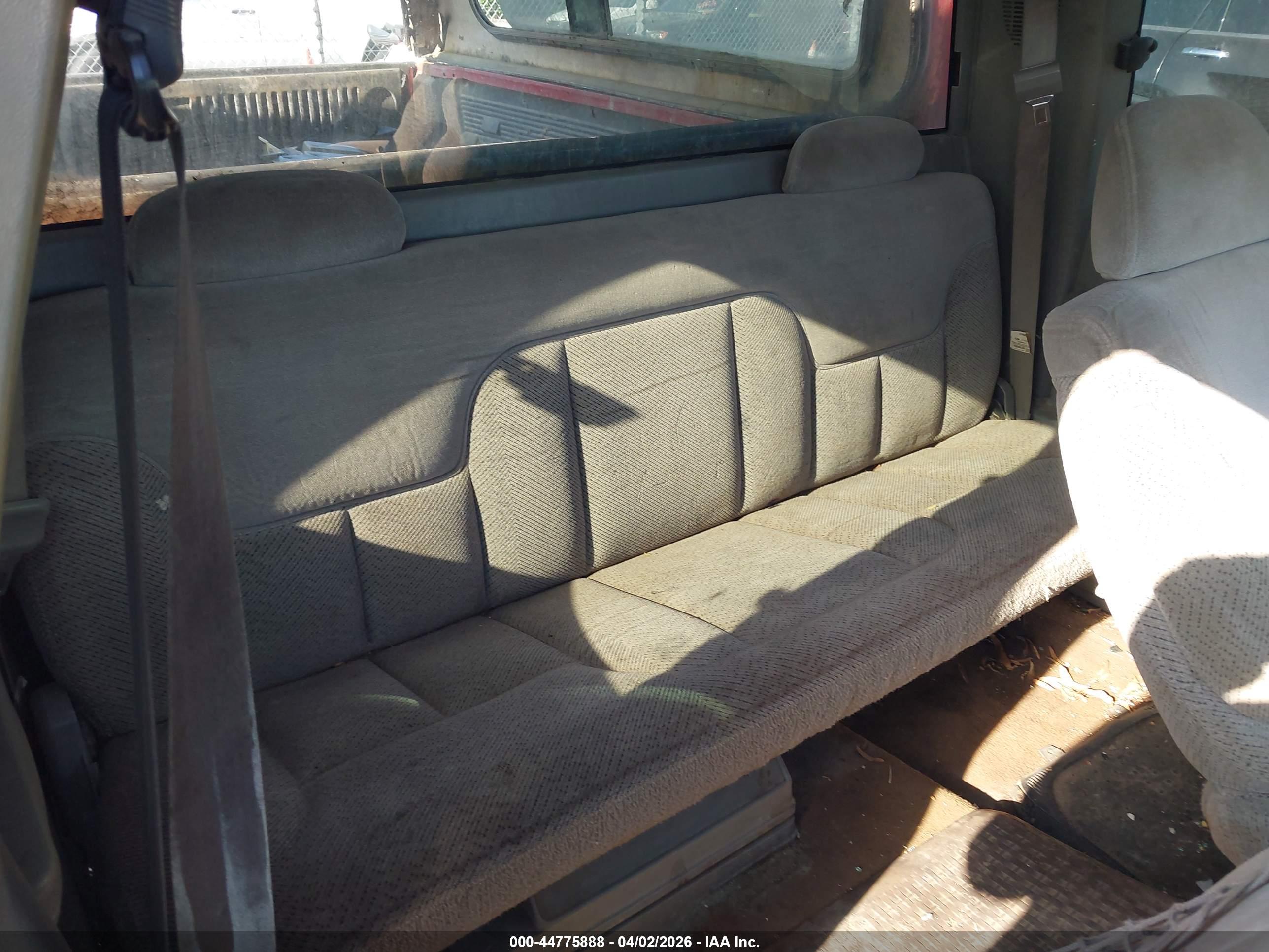 GMC SIERRA image 8