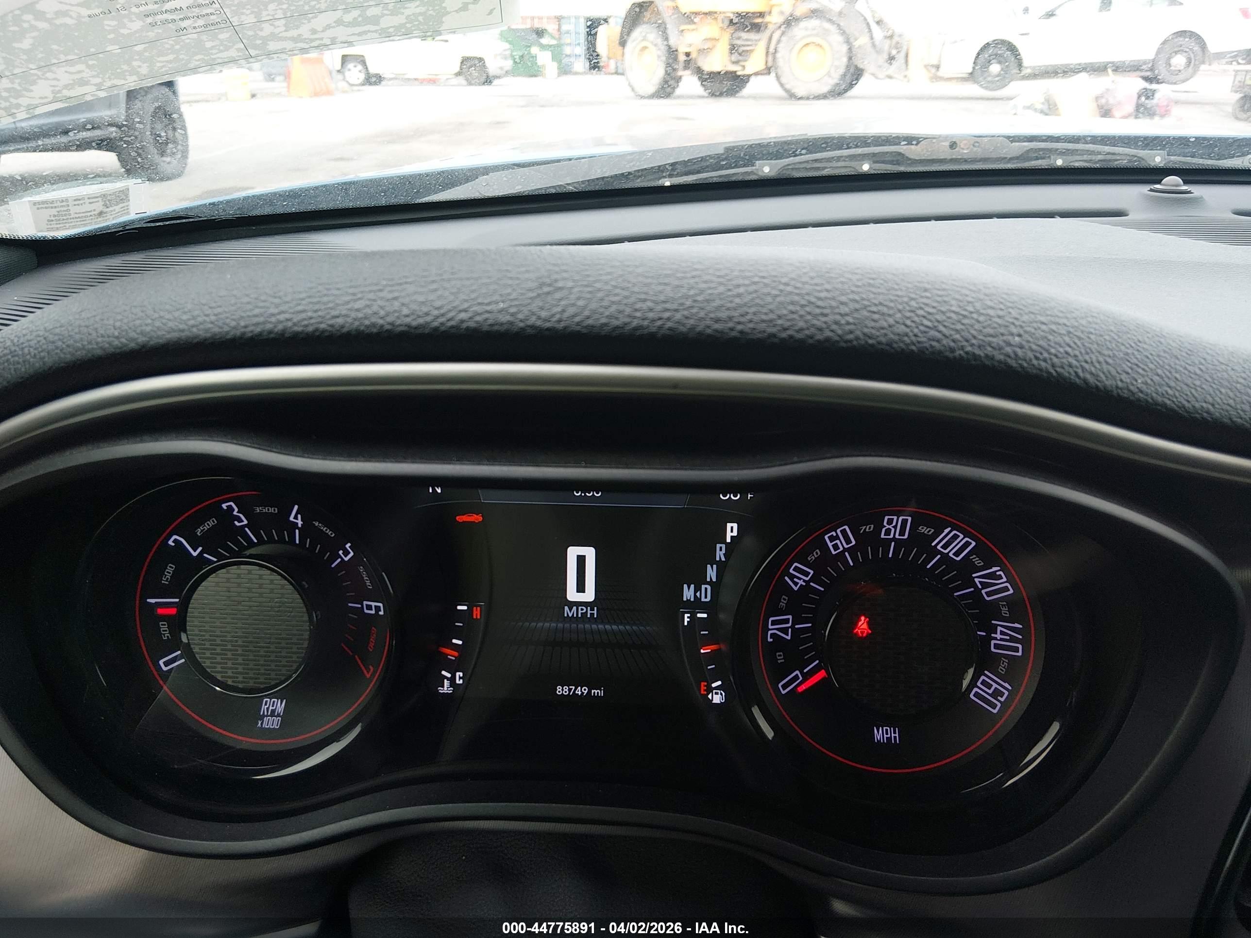 DODGE CHALLENGER image 7