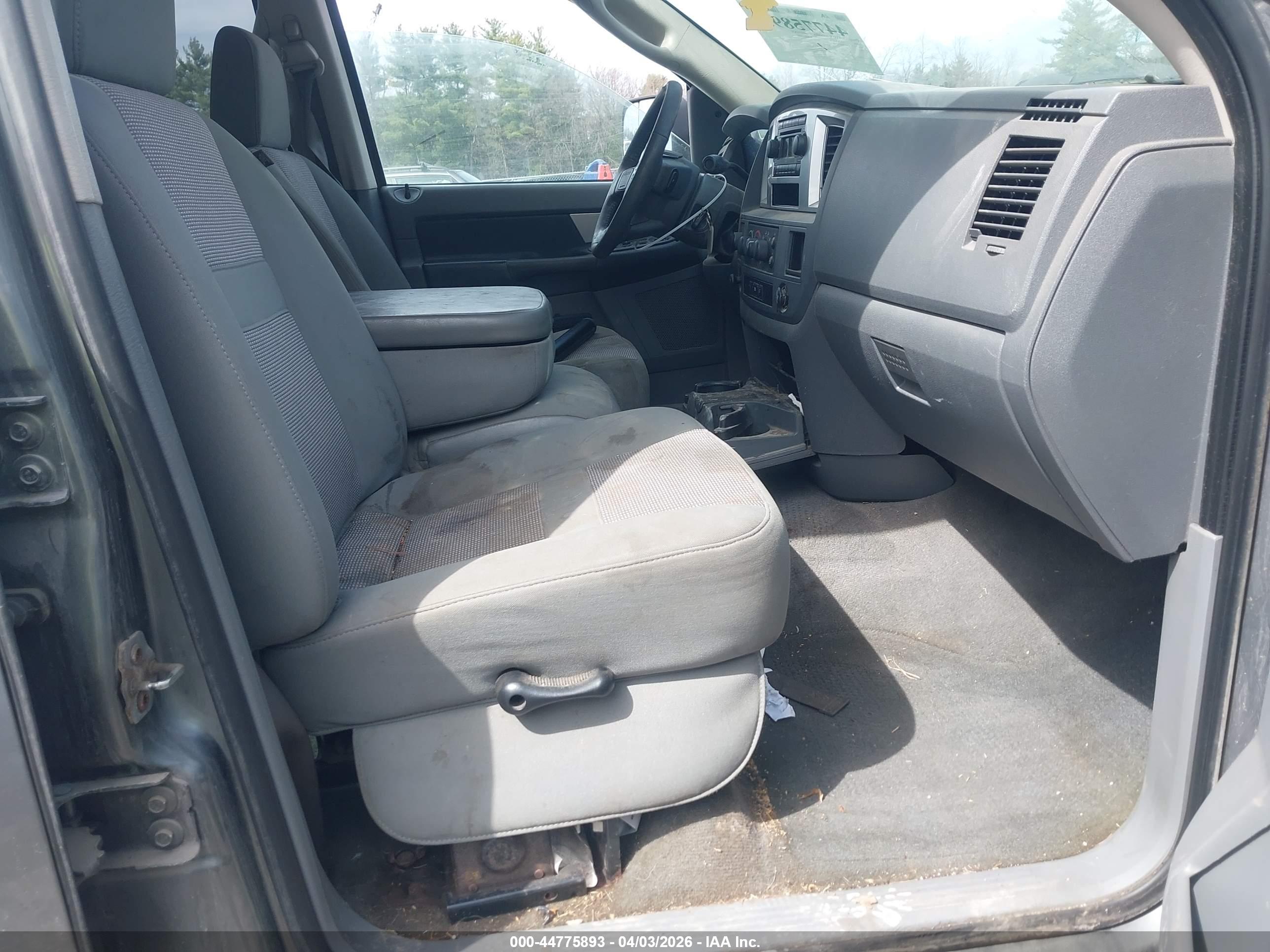 DODGE RAM image 5
