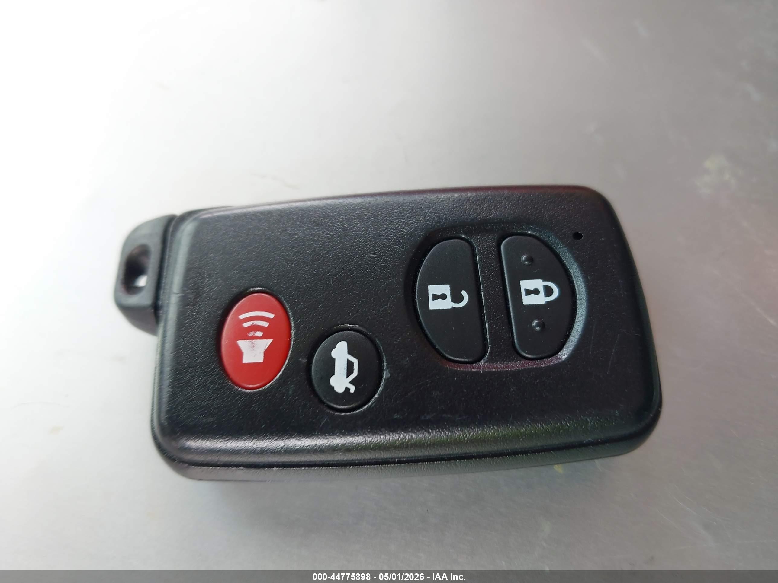 TOYOTA CAMRY image 11