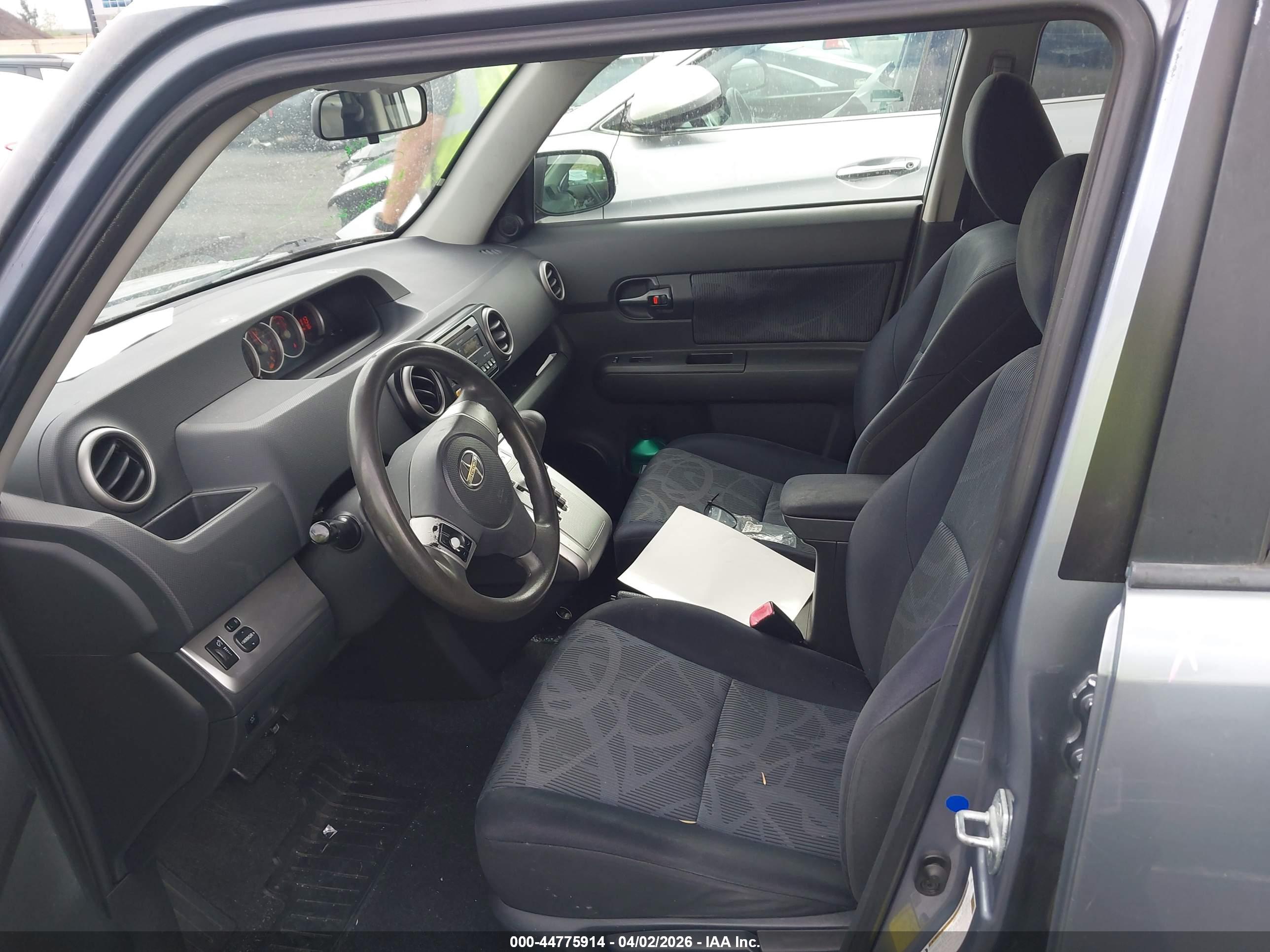 SCION XB image 5