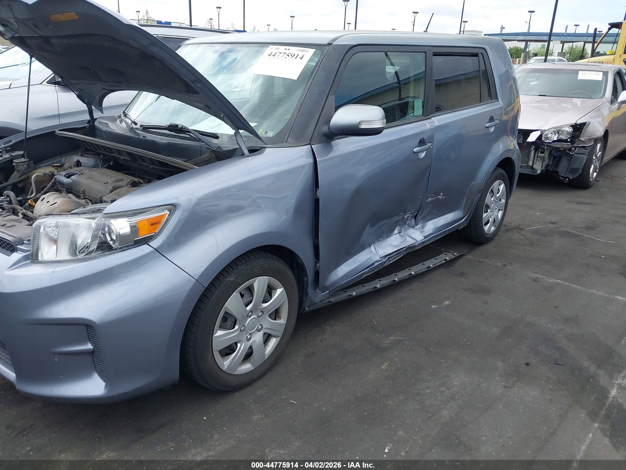 SCION XB image 6