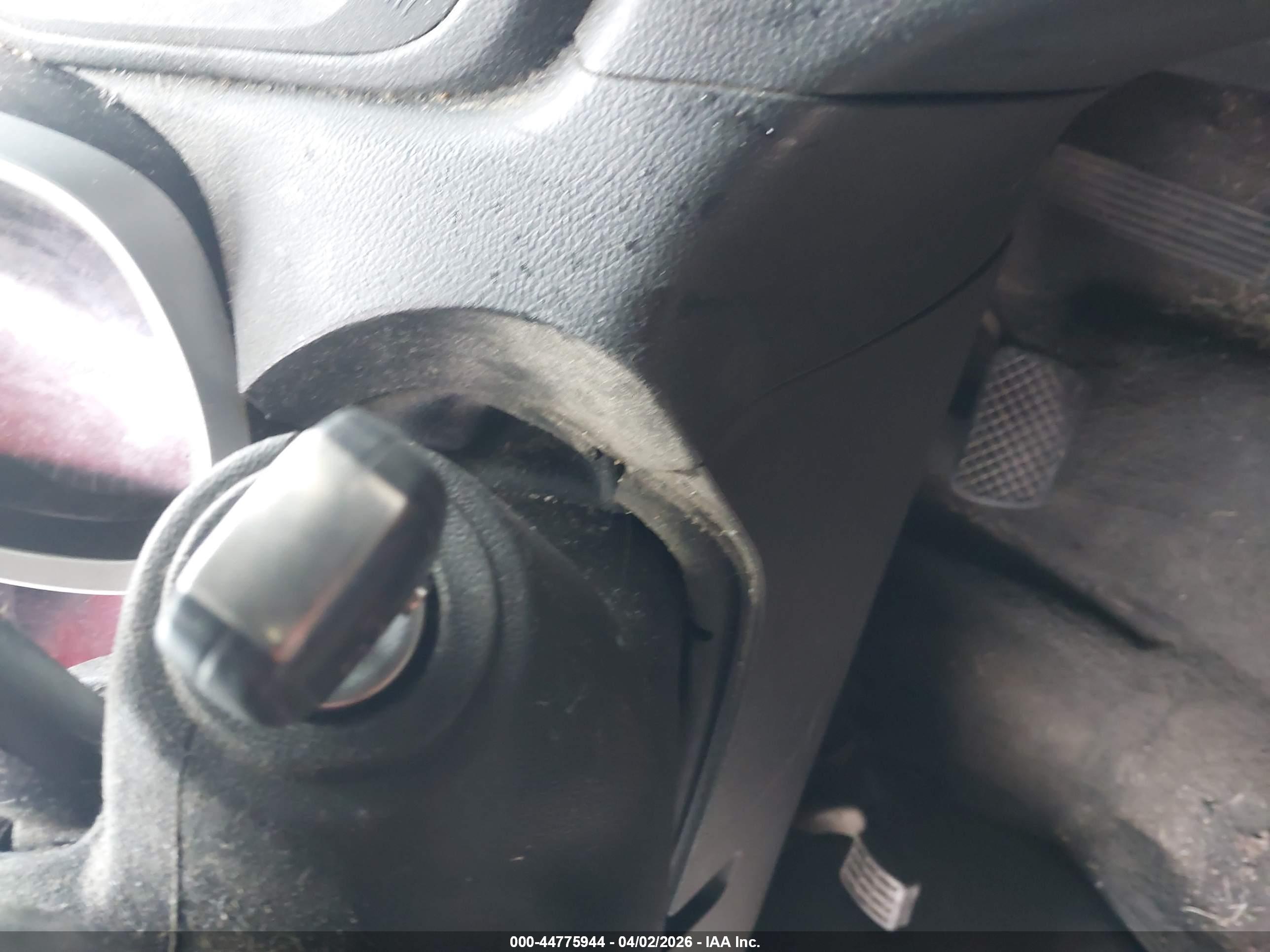 CHEVROLET EQUINOX image 11