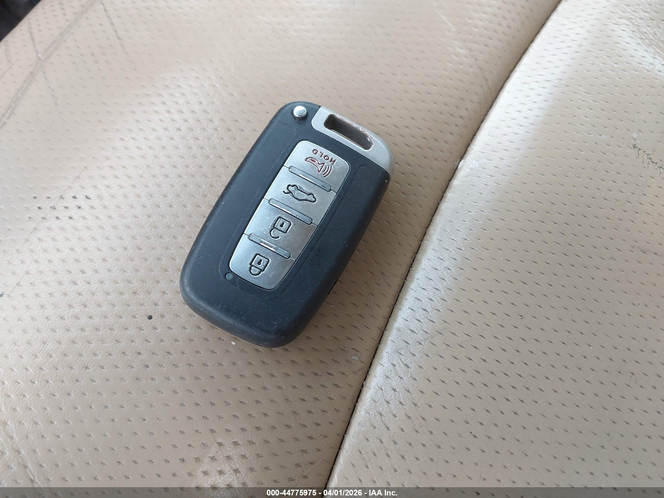 HYUNDAI SONATA image 11