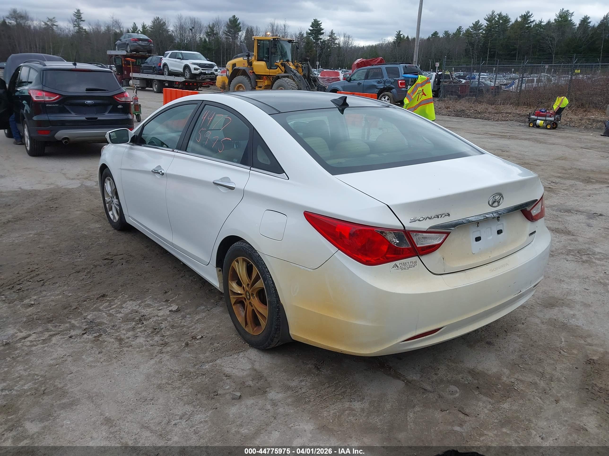 HYUNDAI SONATA image 3