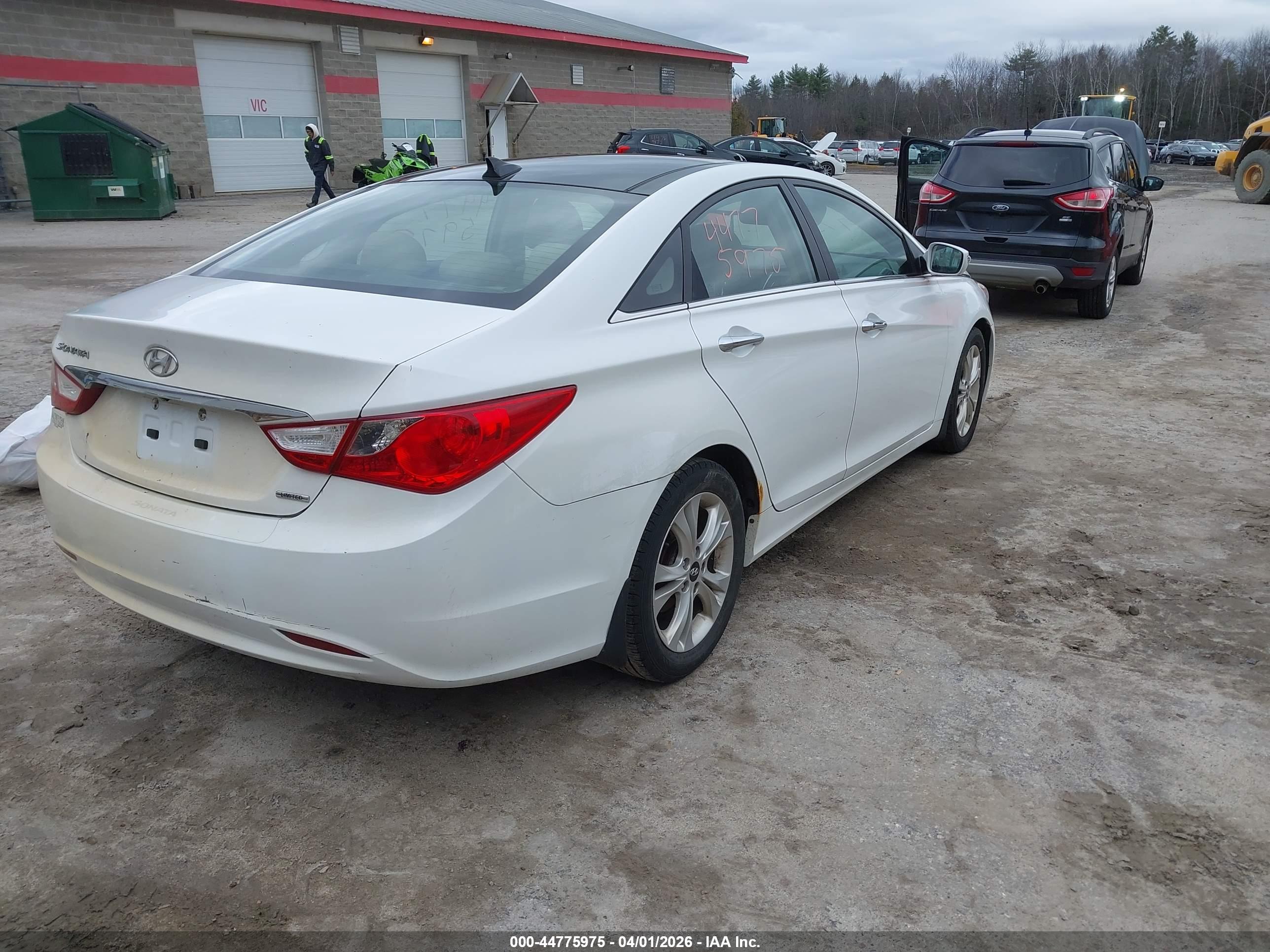 HYUNDAI SONATA image 4