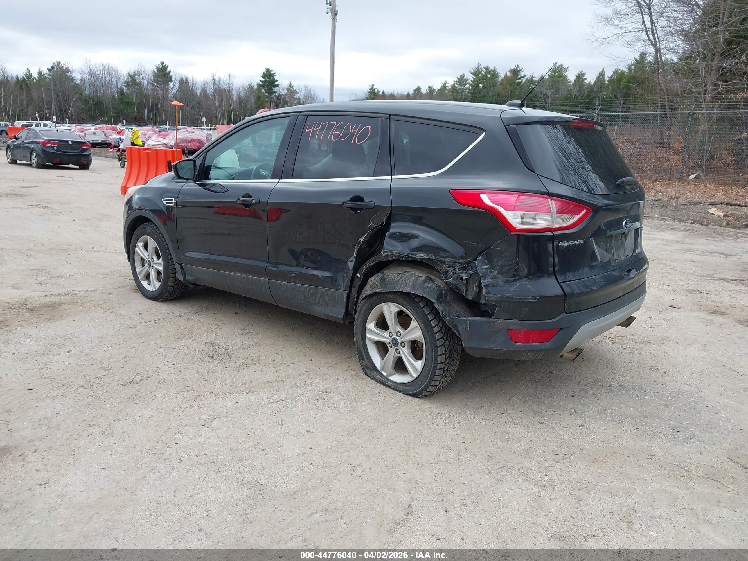 FORD ESCAPE image 3