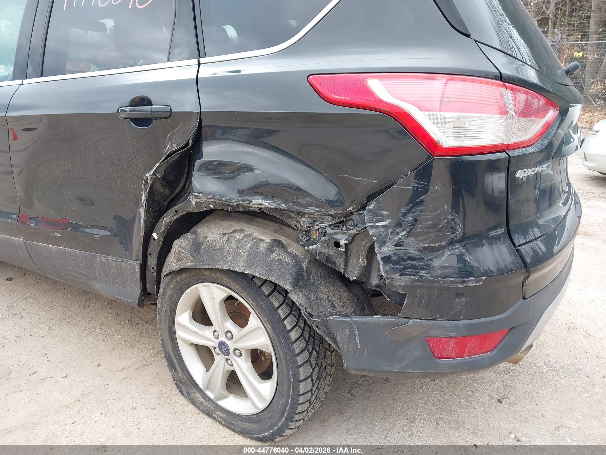FORD ESCAPE image 6