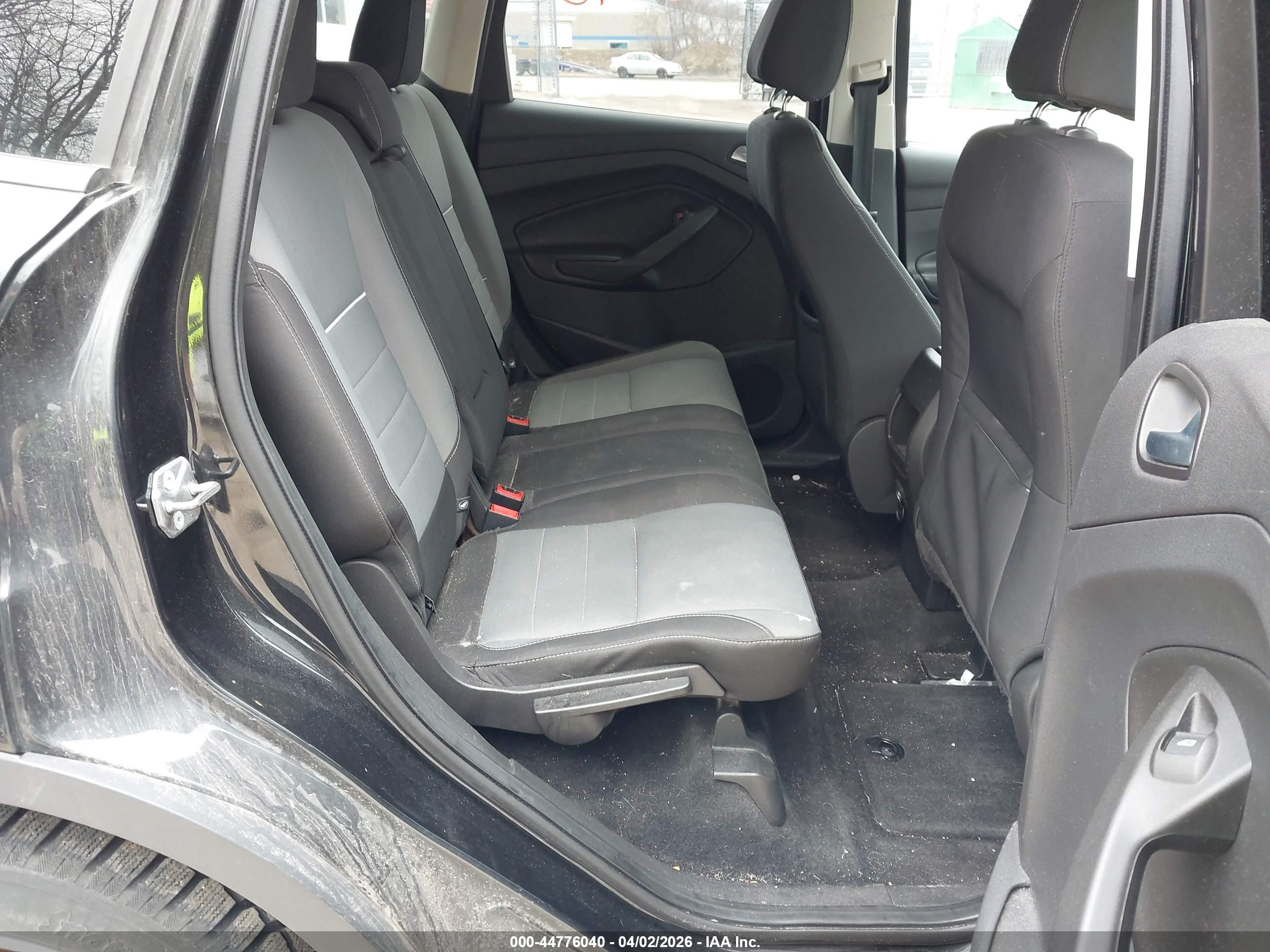 FORD ESCAPE image 8