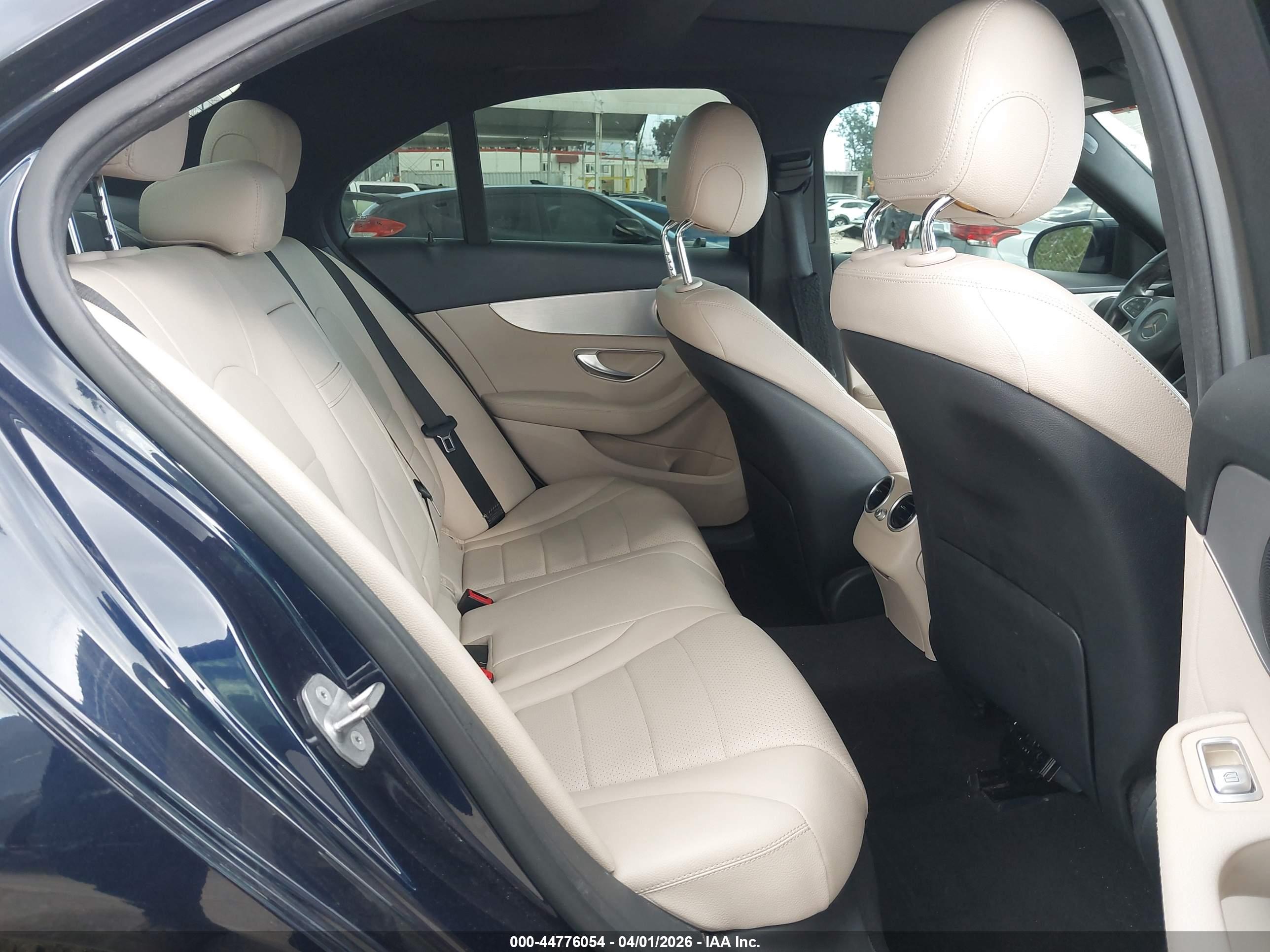 MERCEDES-BENZ C image 8