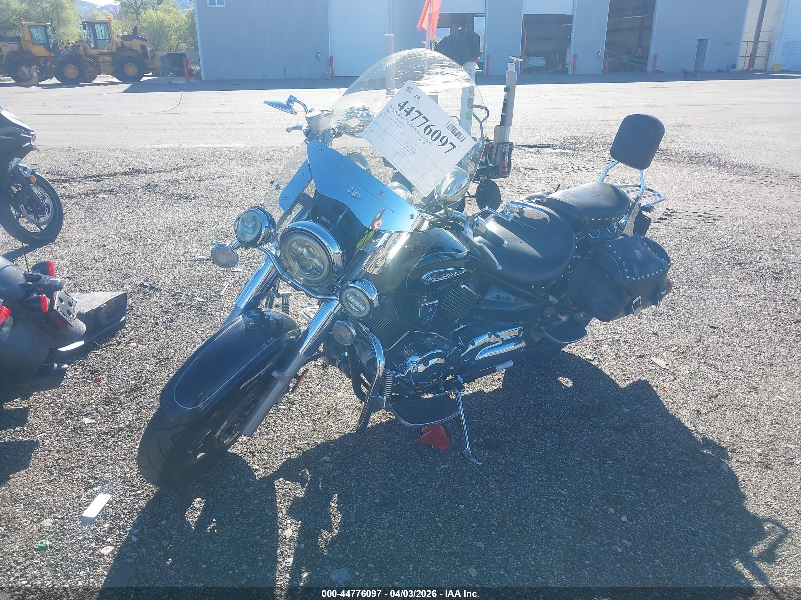 YAMAHA XVS1100 image 2