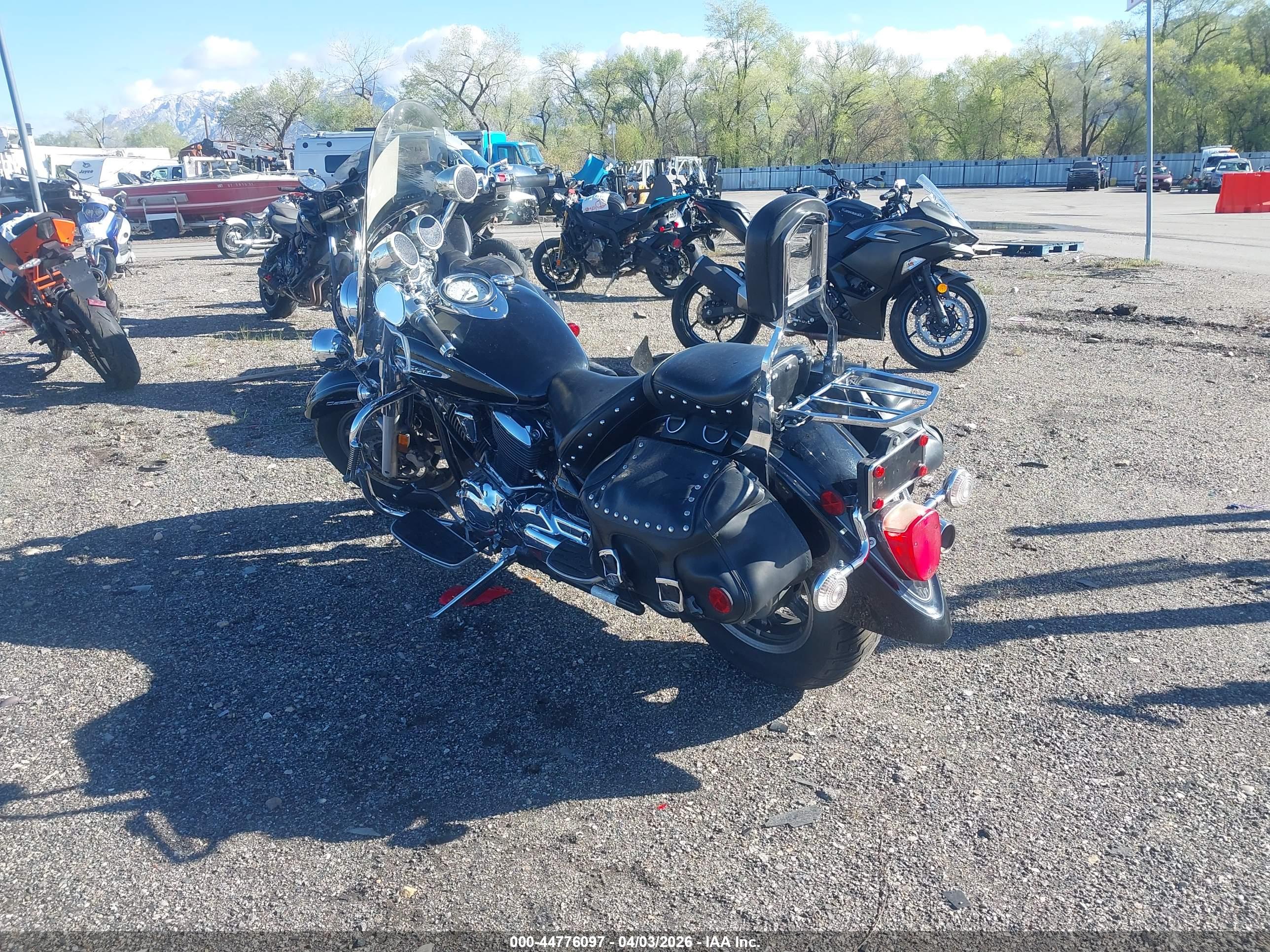 YAMAHA XVS1100 image 3