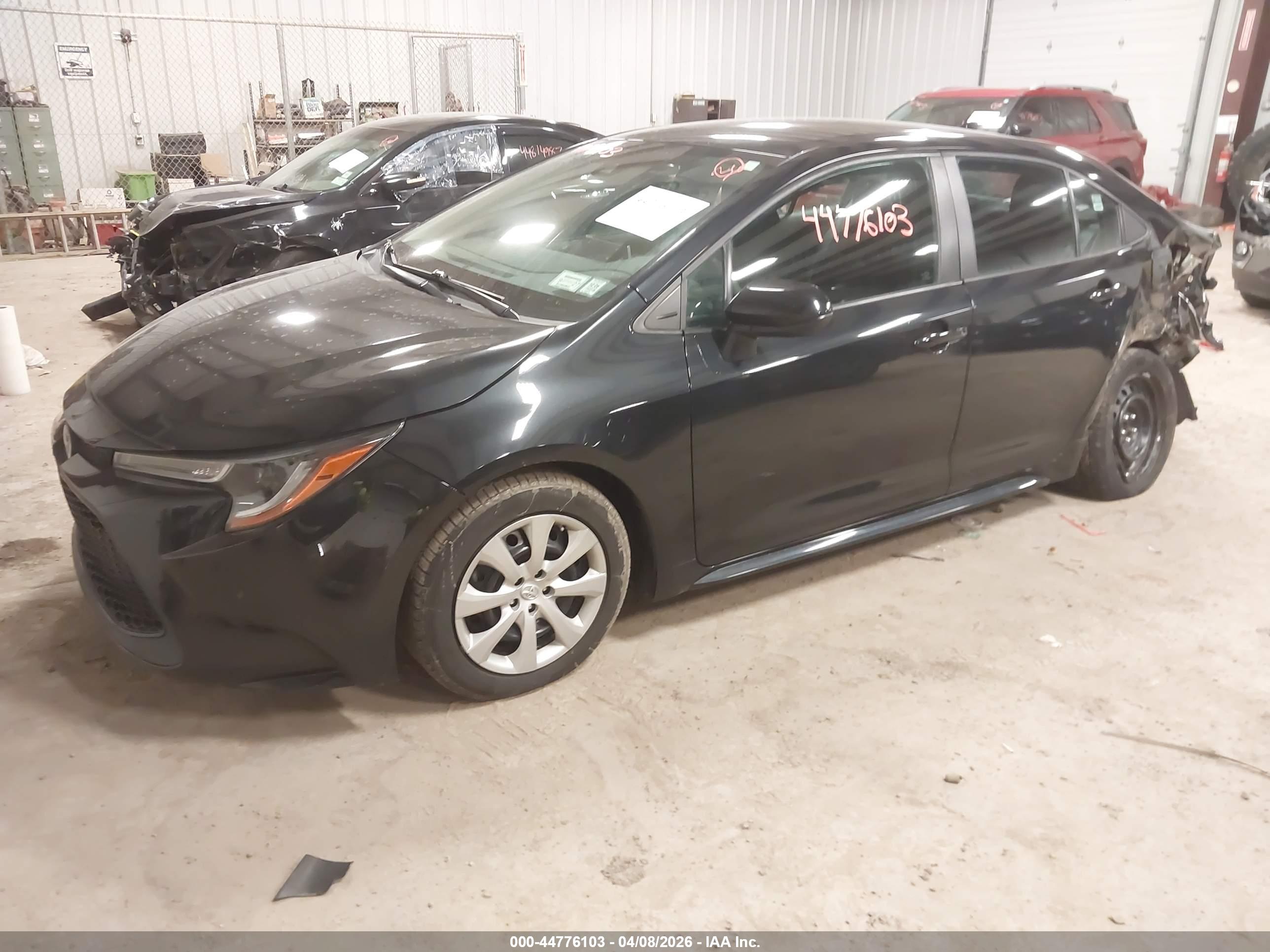 TOYOTA COROLLA image 2