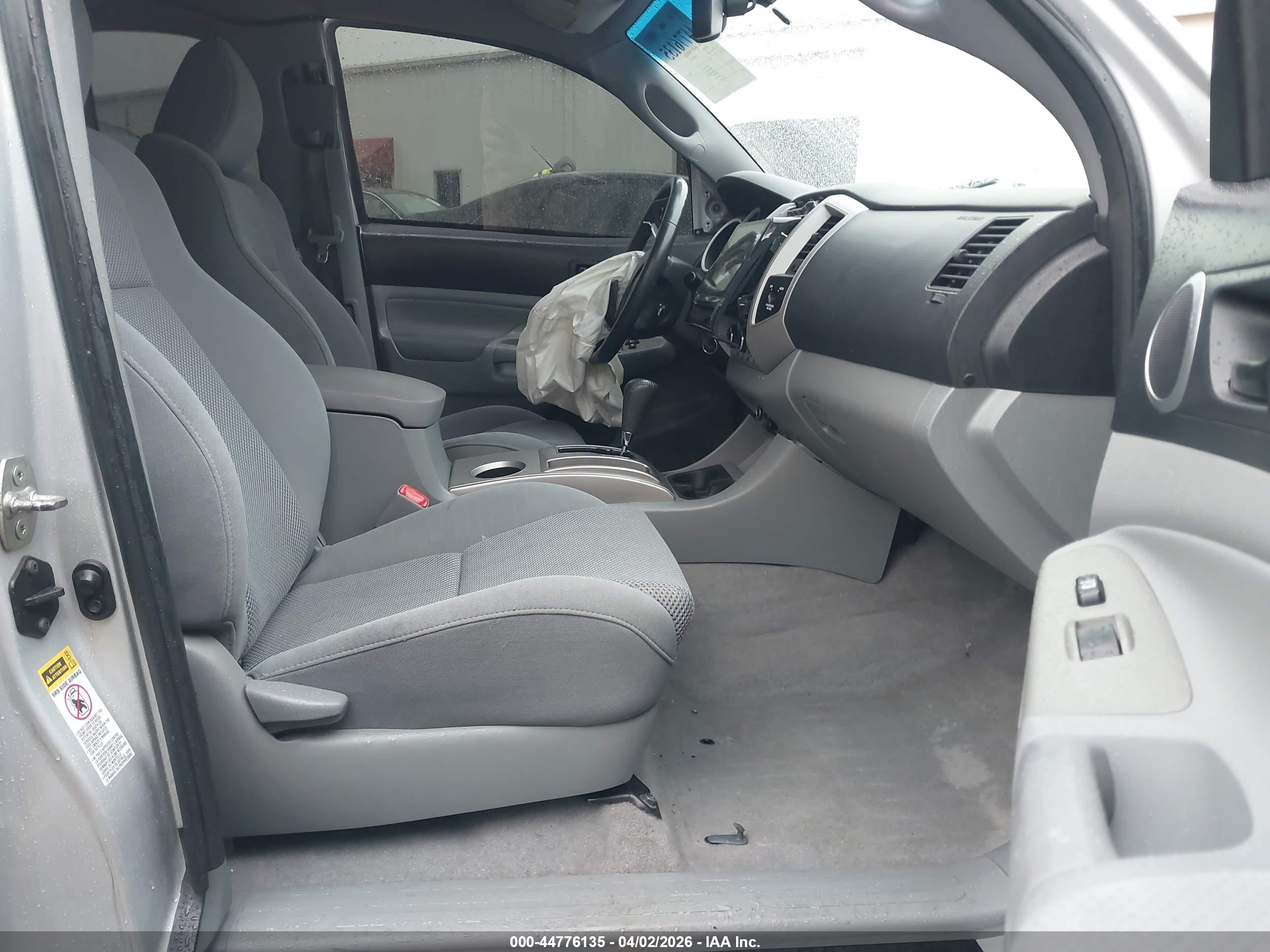 TOYOTA TACOMA image 5